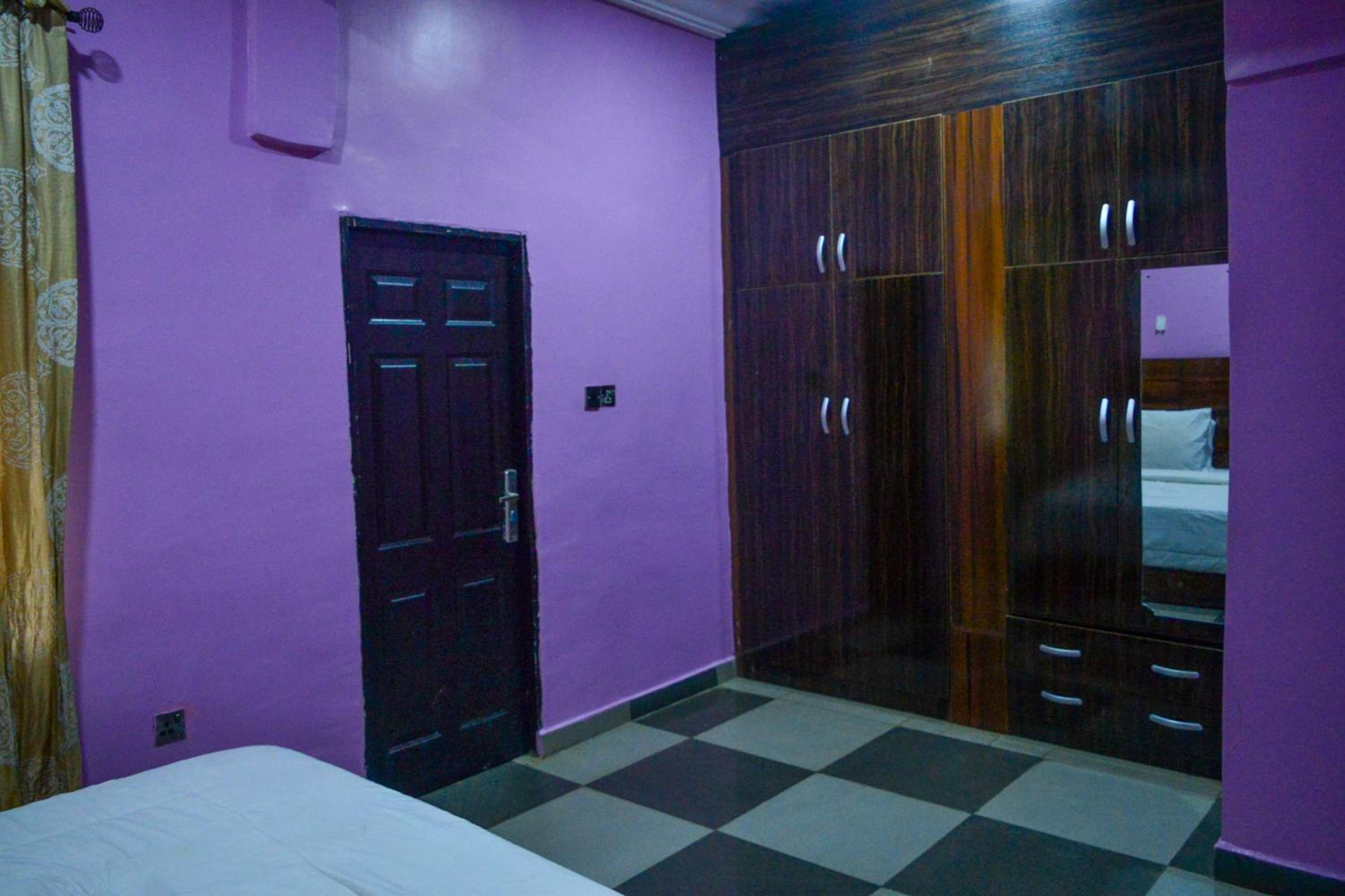 Suite photo 1