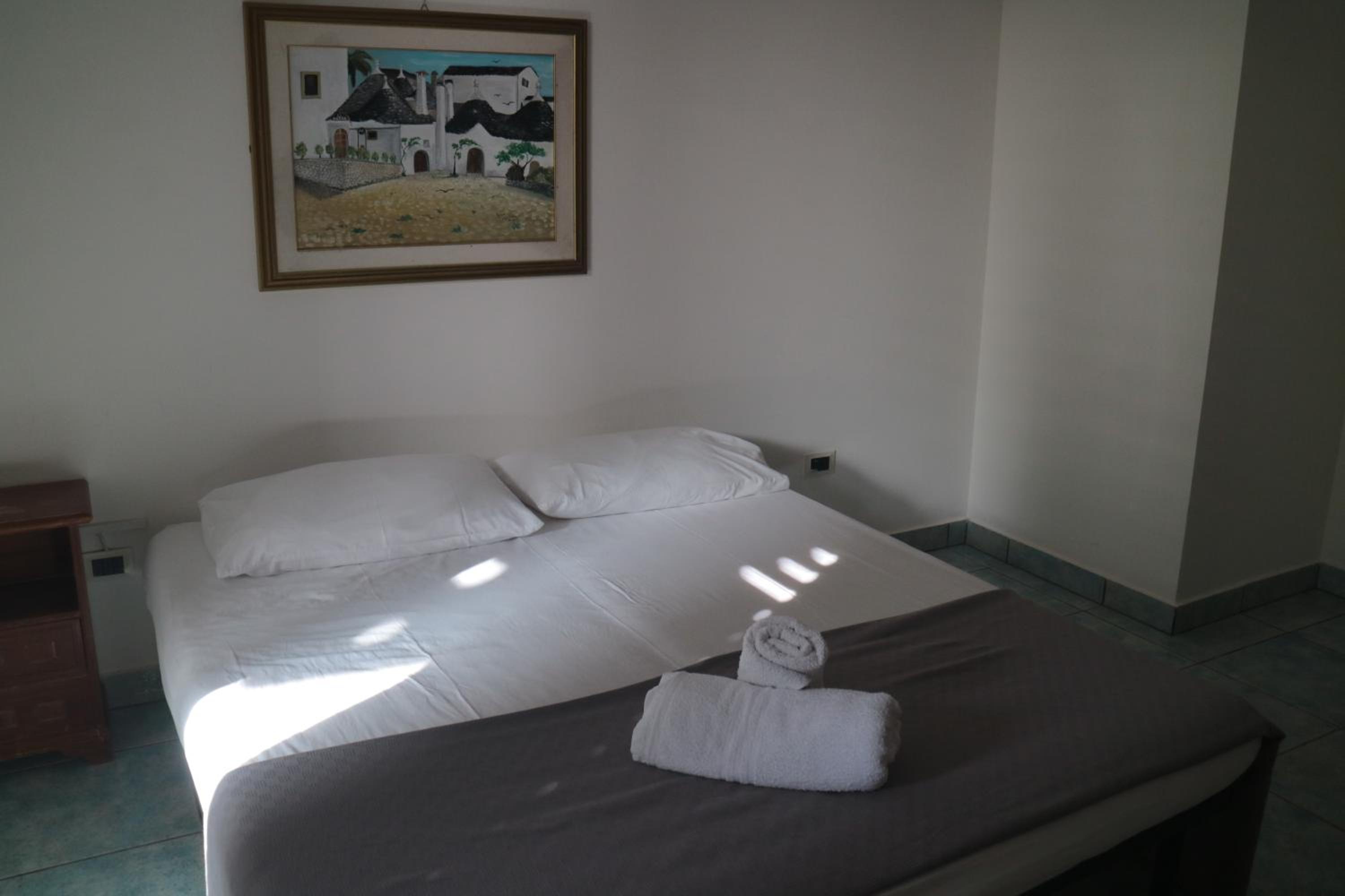 Two-Bedroom House photo 2