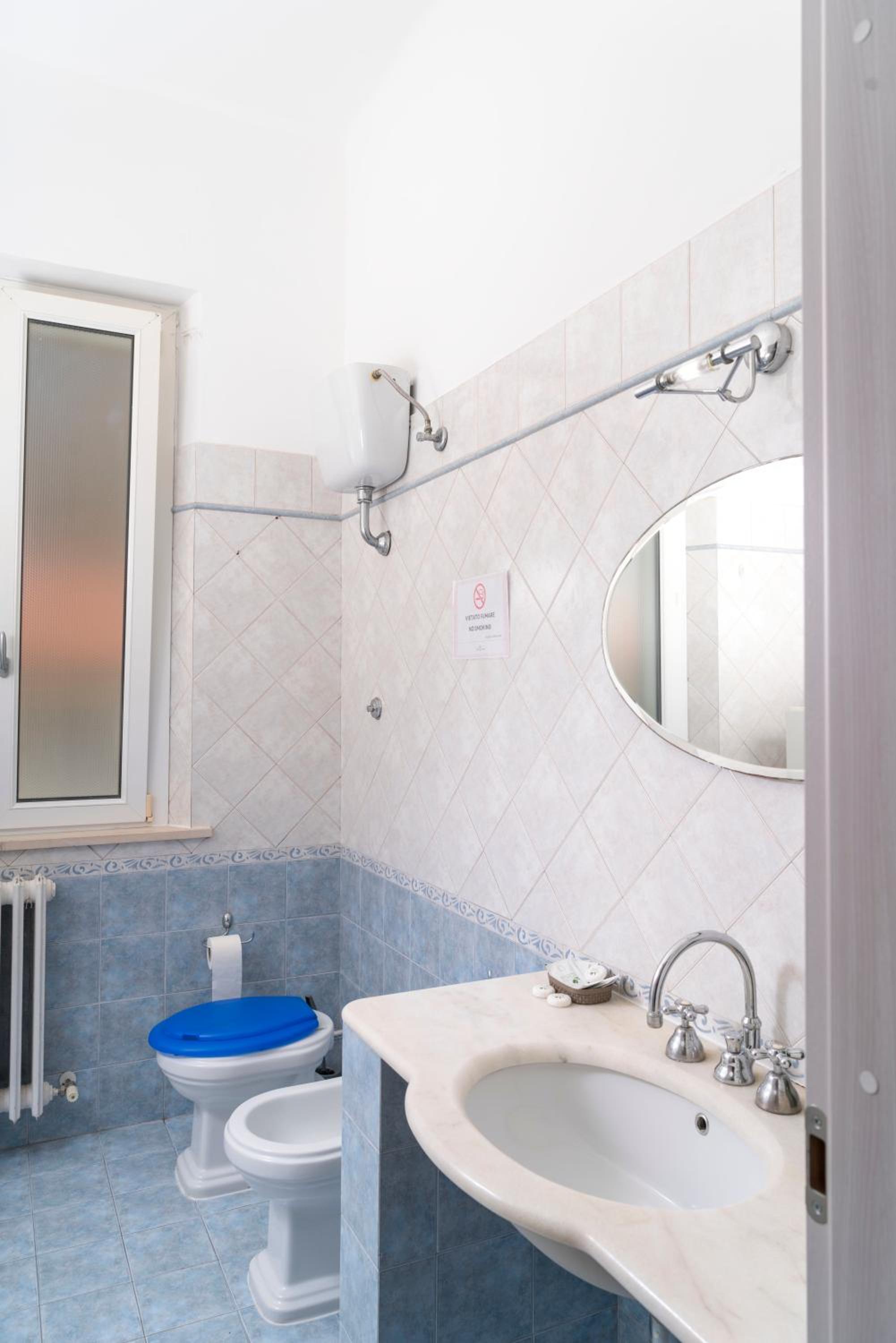 Two-Bedroom Apartment - Photo 4