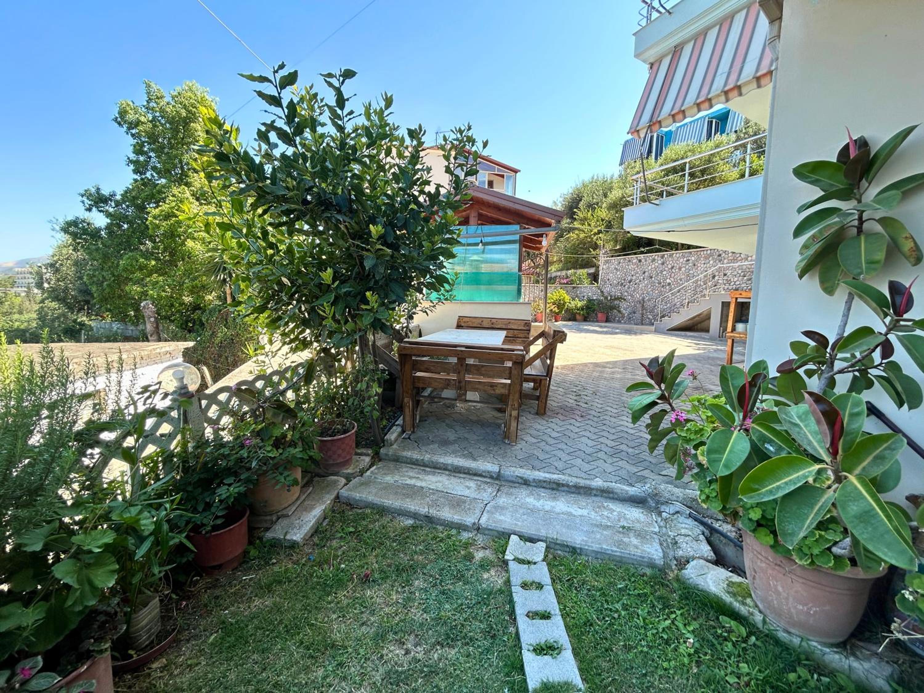 Apartment with Sea View photo 2