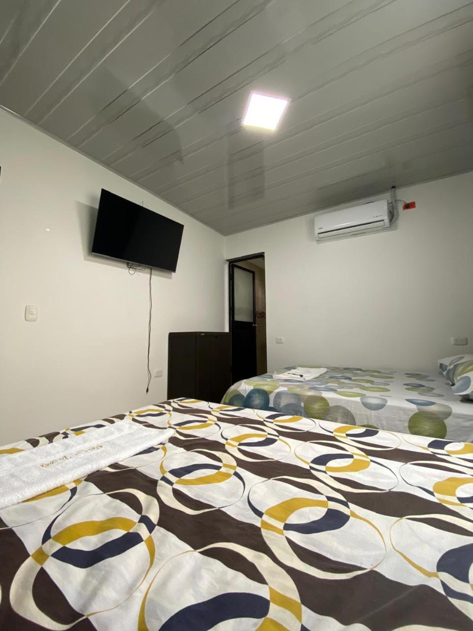 Deluxe Double Or Twin Room photo 3