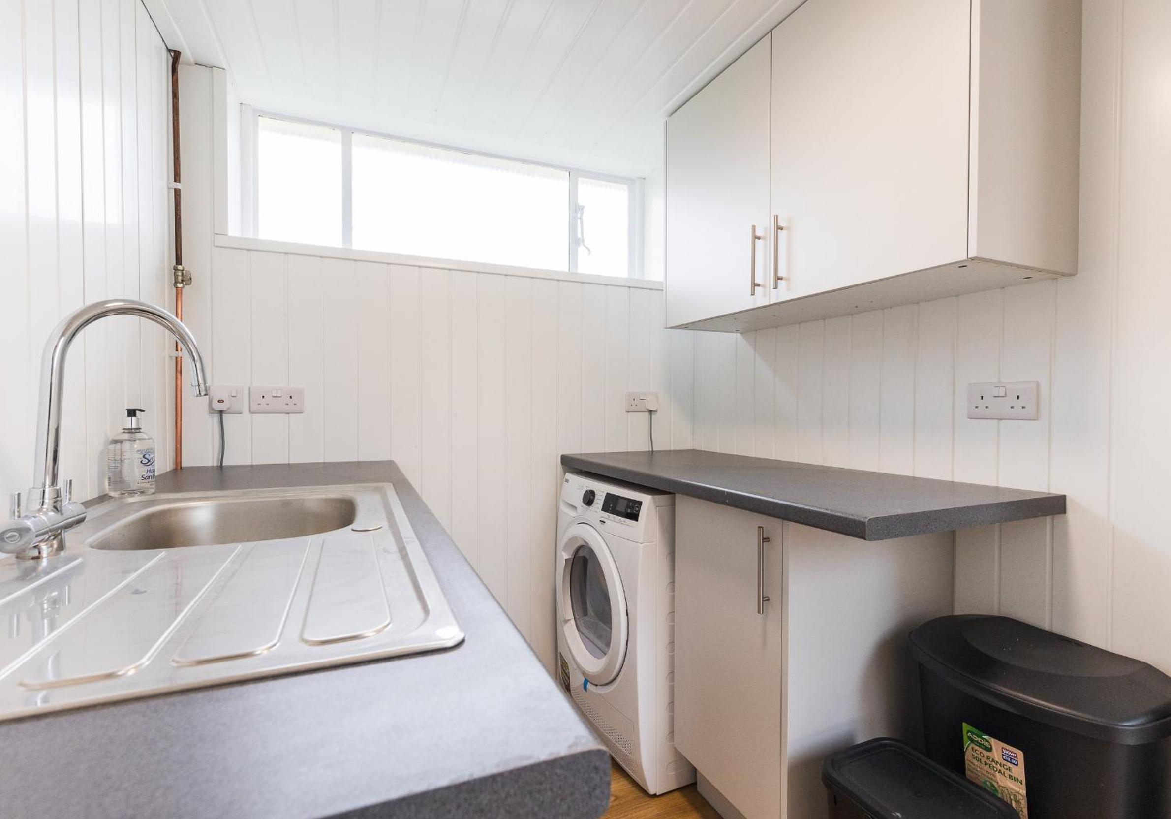 Three-Bedroom House photo 2