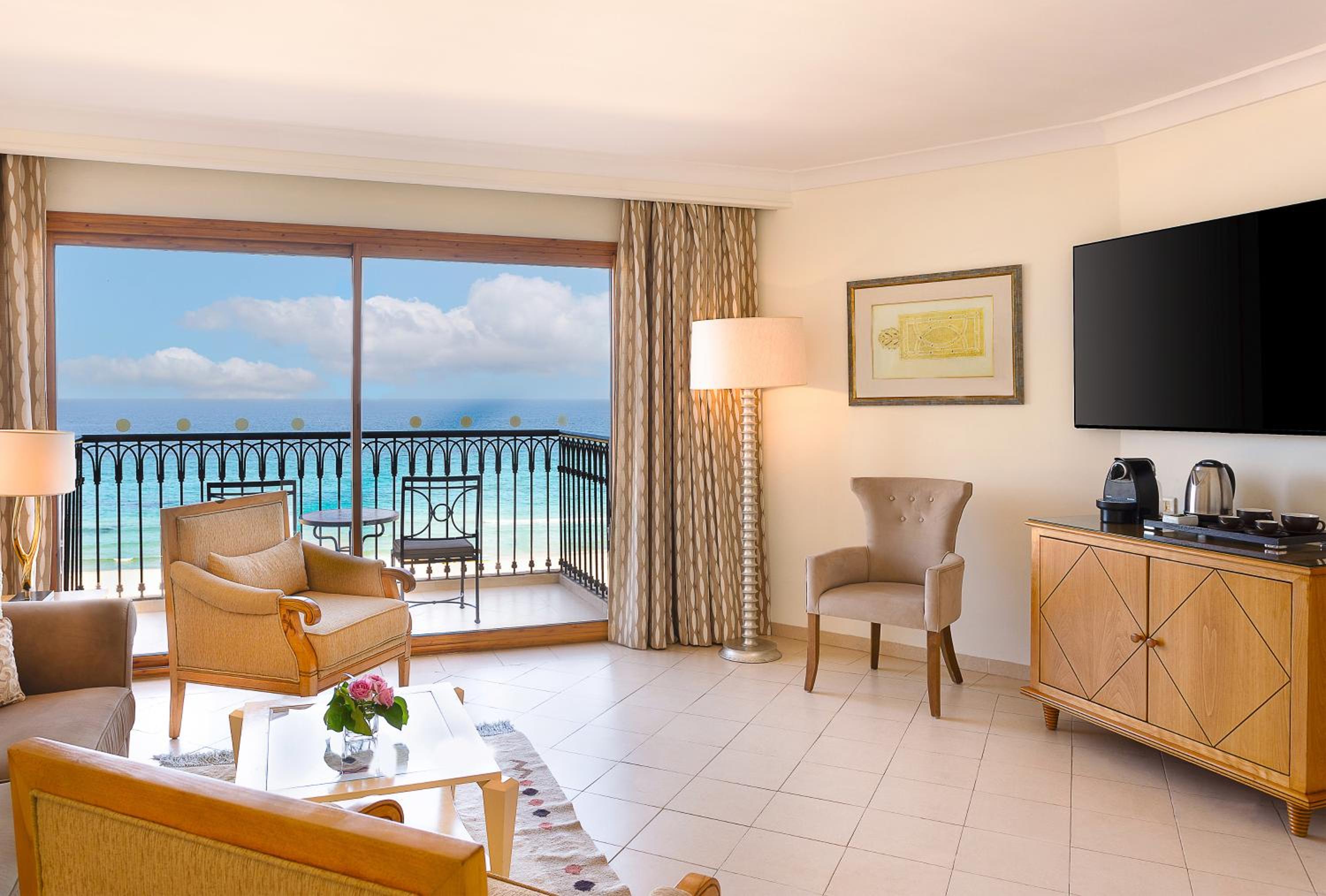 Suite with Terrace and Sea View - Photo 5