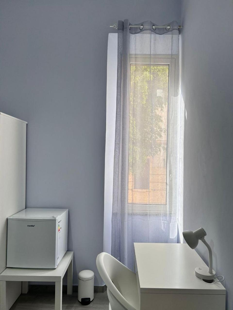 Family Room - Photo 5