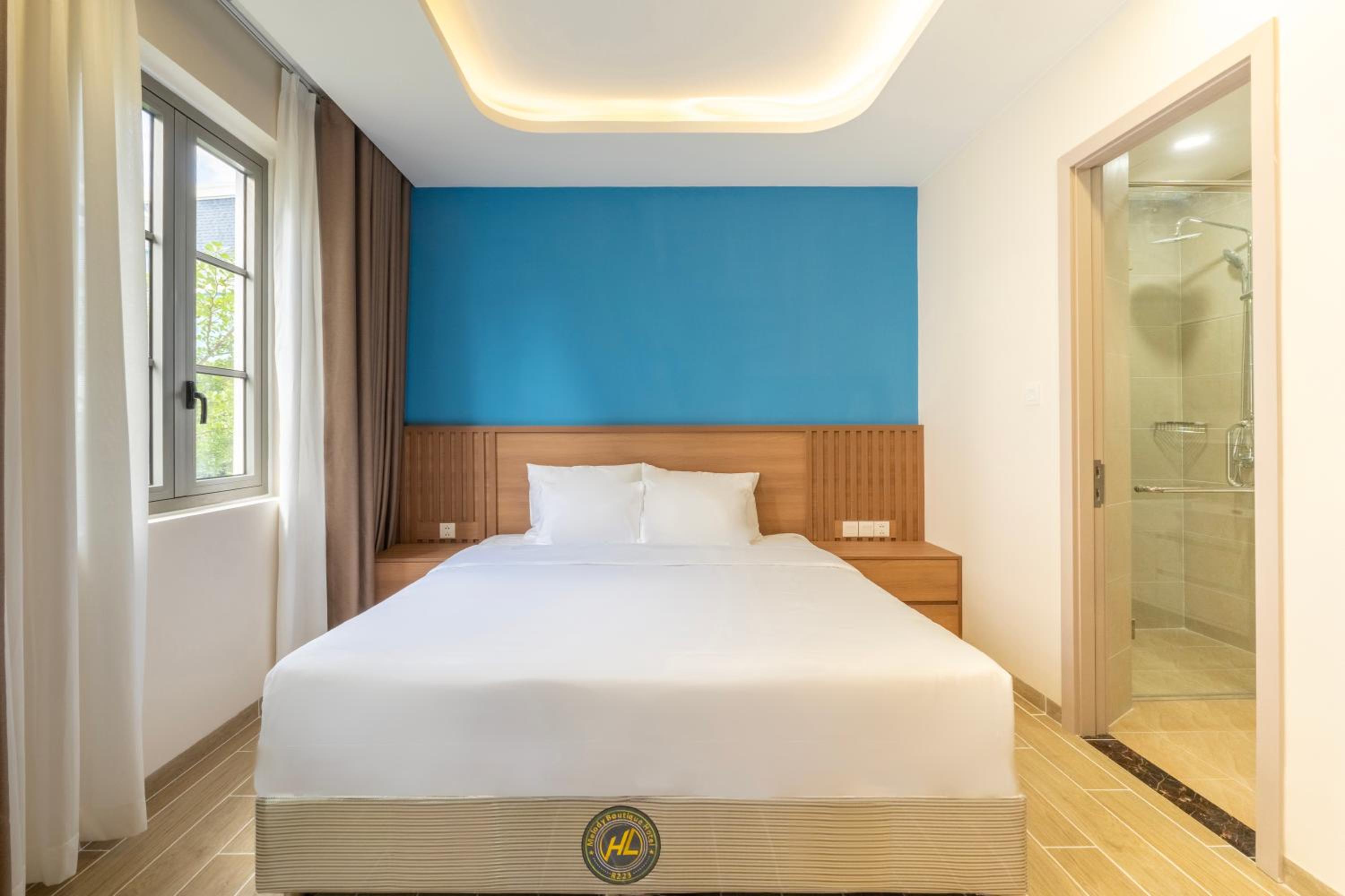 Standard King Room photo 2