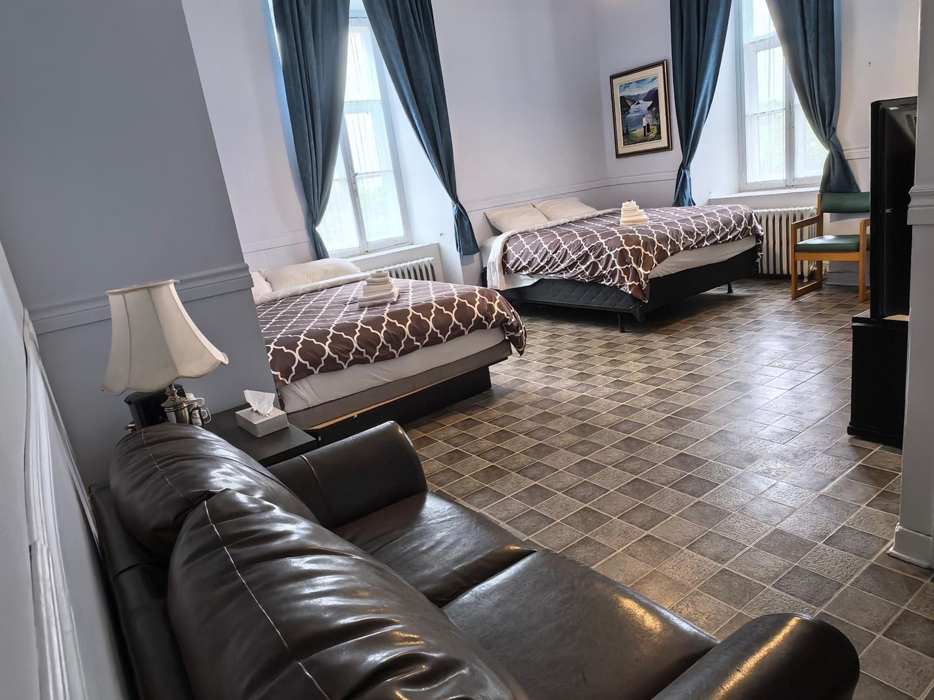 Deluxe Double or Twin Room photo 3