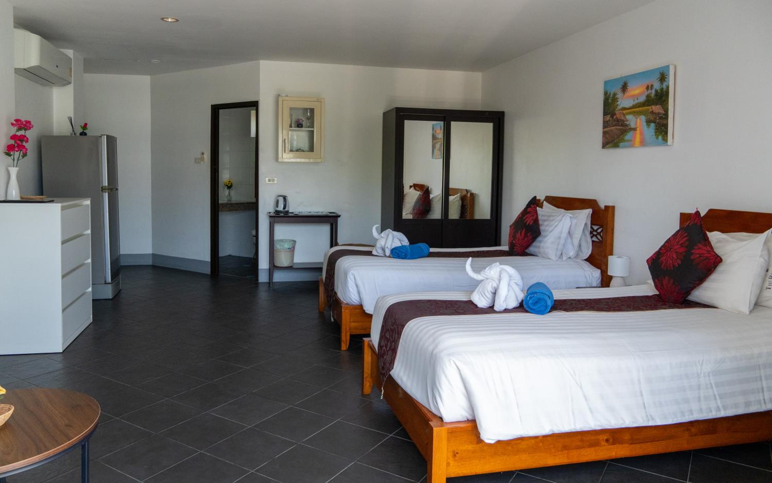Deluxe Twin Room