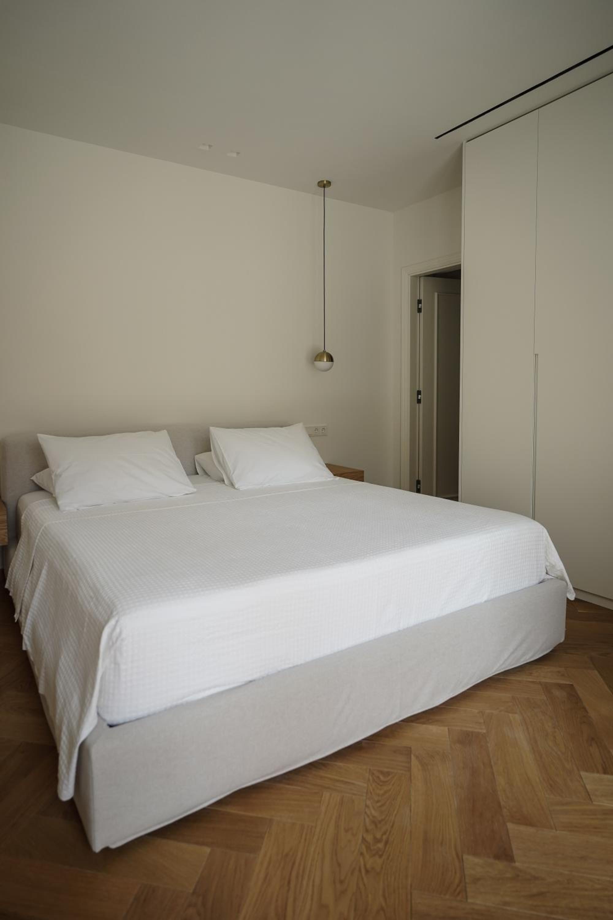 Apartment with View and Balcony photo 2