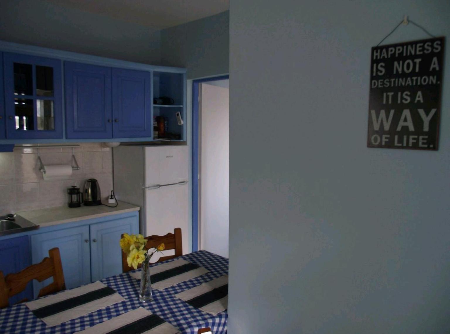 Apartment photo 2