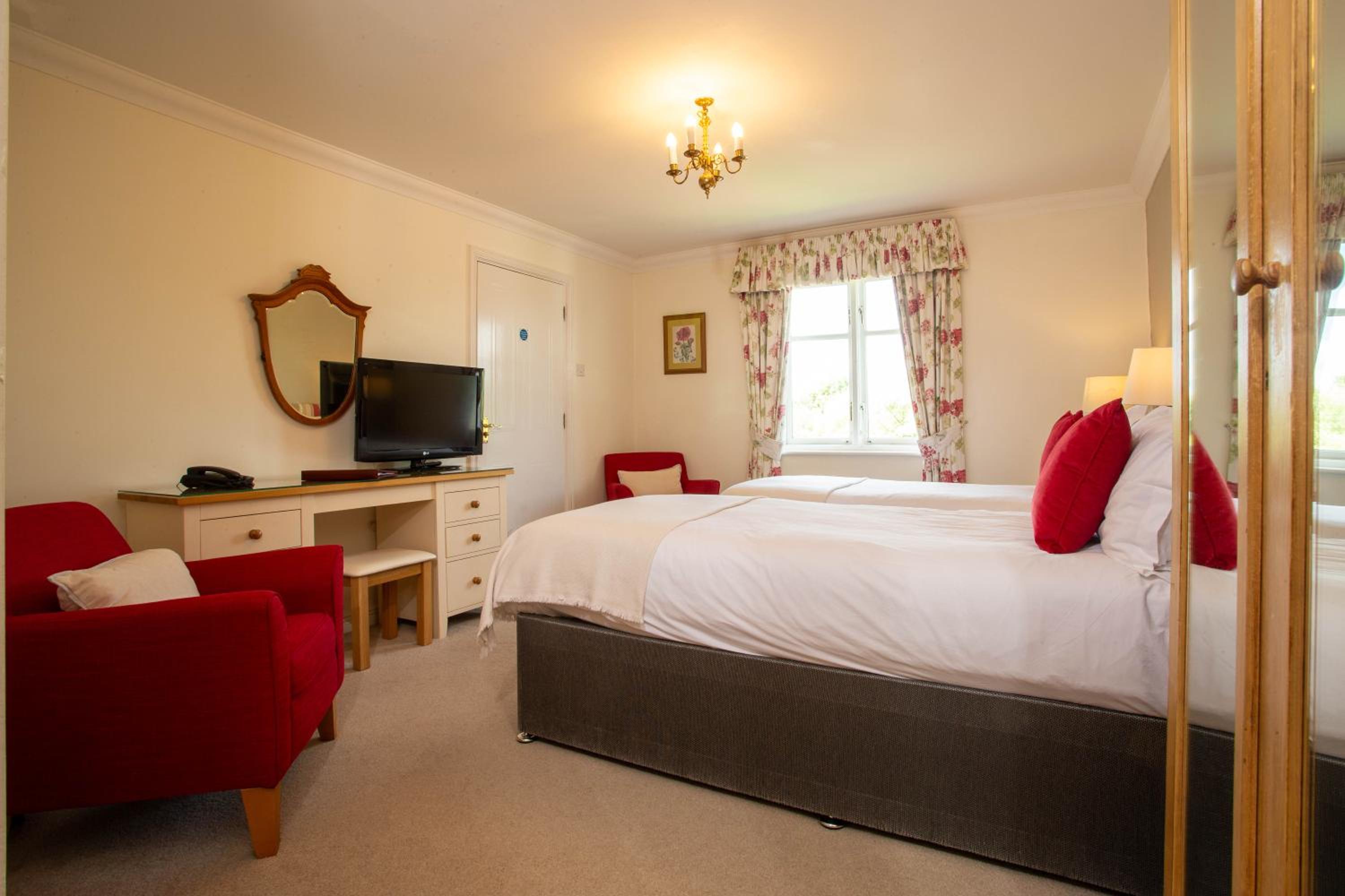 Superior Twin Room - Photo 5
