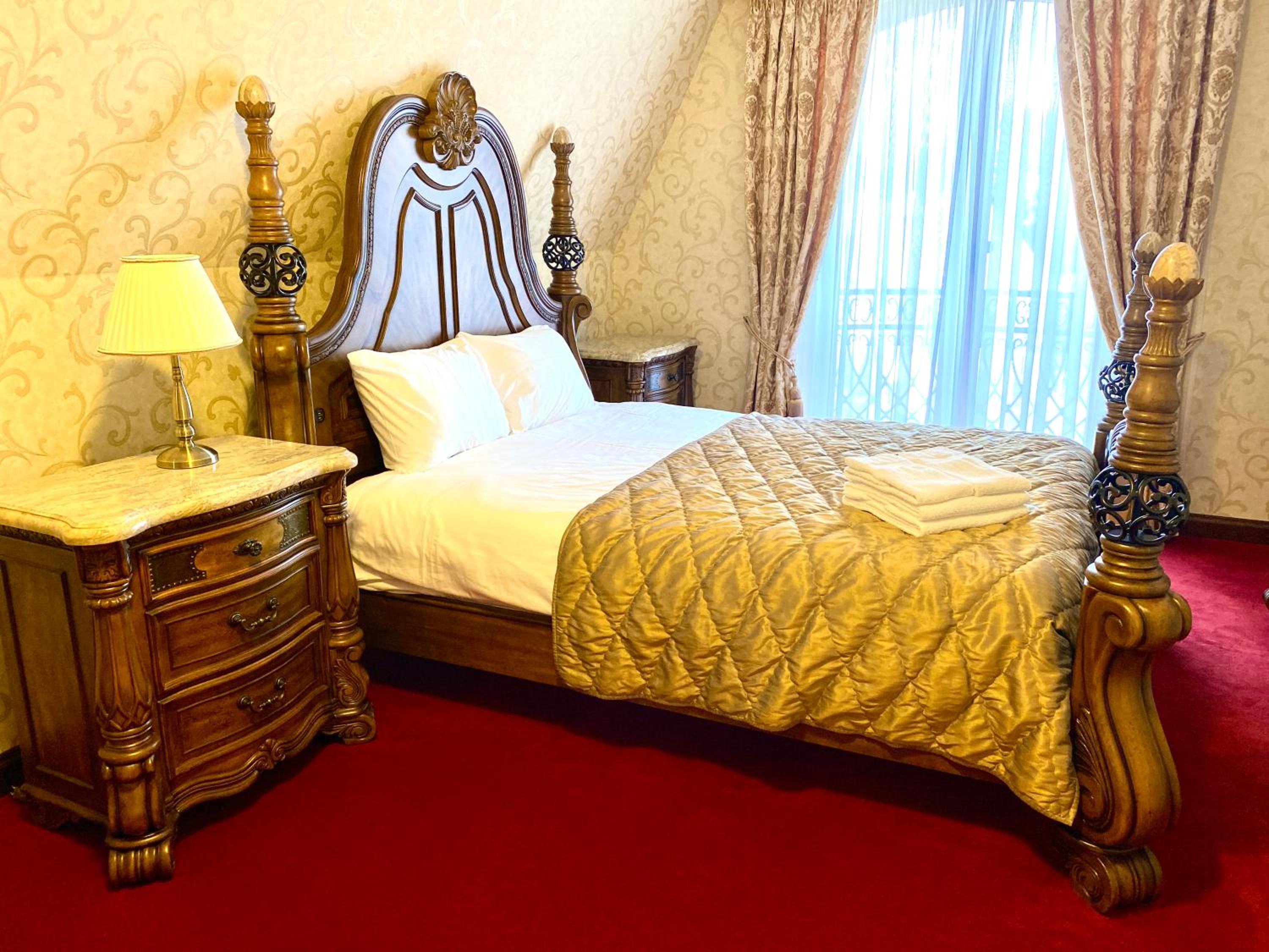 Double Room With Shared Bathroom photo 1