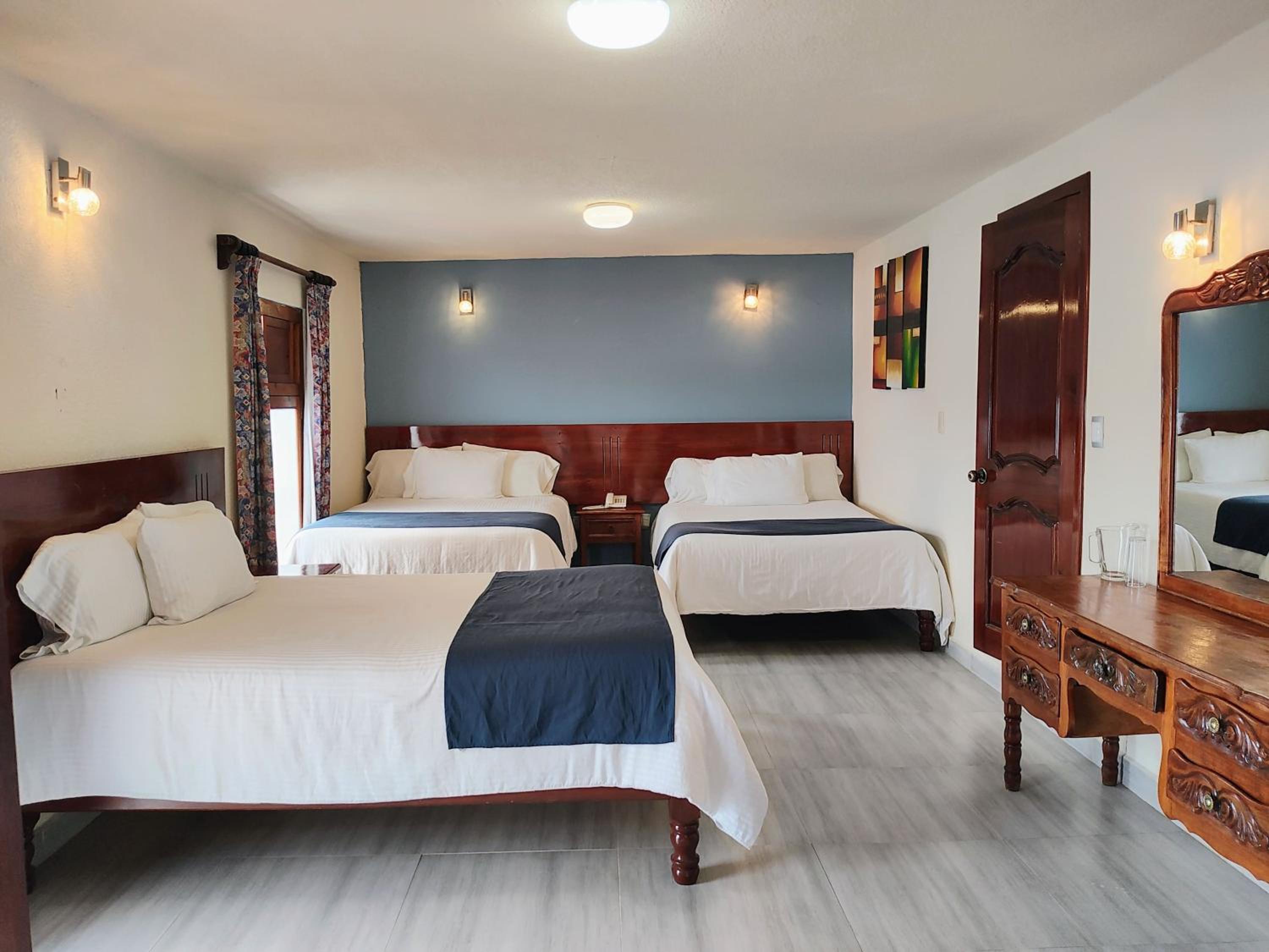Triple Room - Photo 1