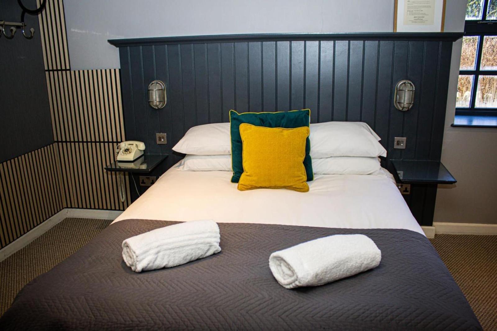 Double Room With Private Bathroom