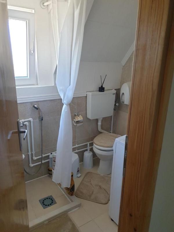 One-Bedroom House photo 3