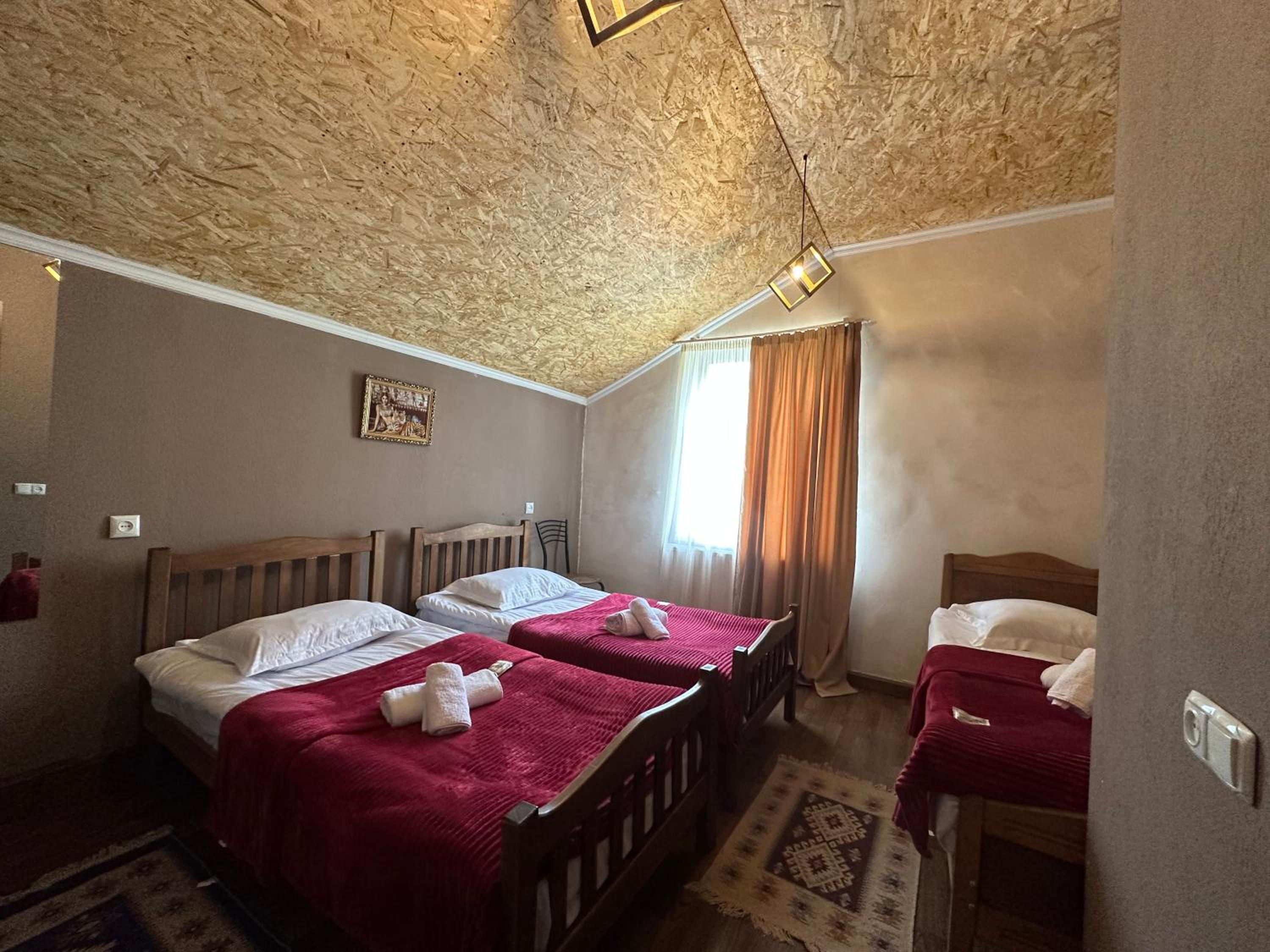 Comfort Triple Room with Shower