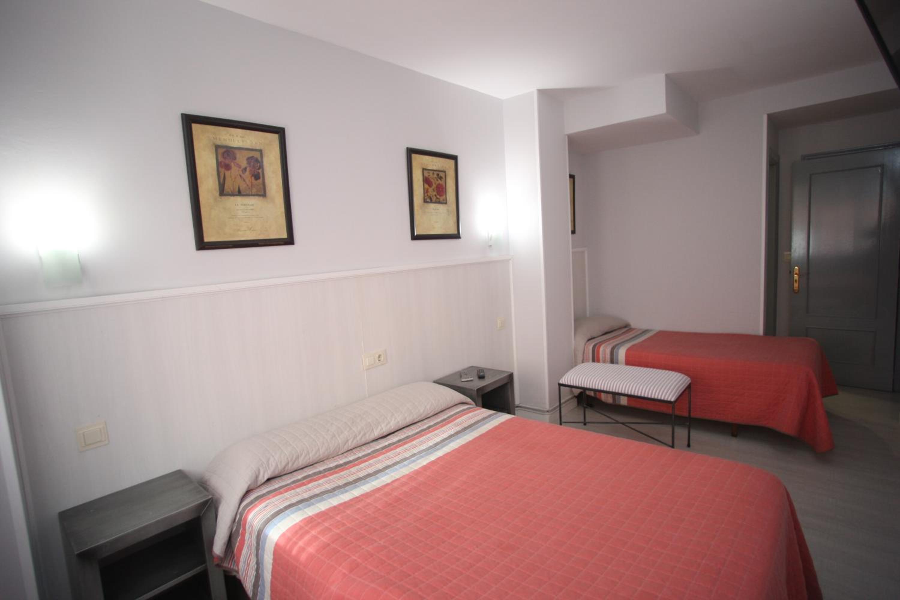 Triple Room photo 2