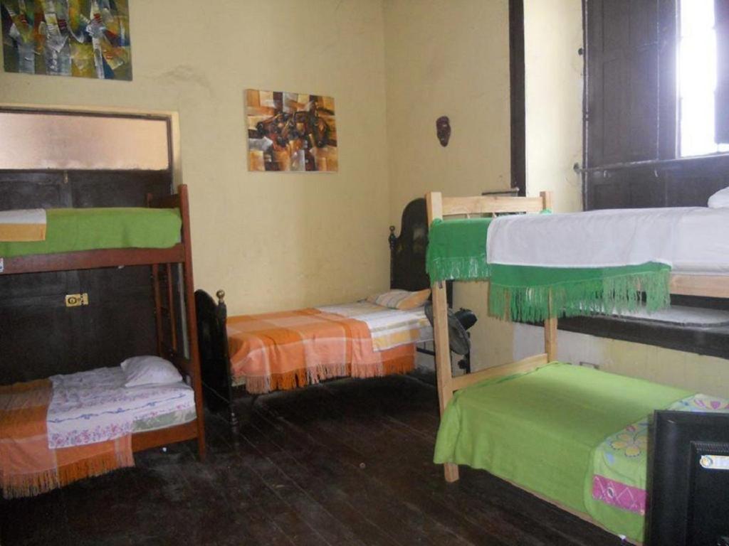 Bed In 8-Bed Mixed Dormitory Room photo 3