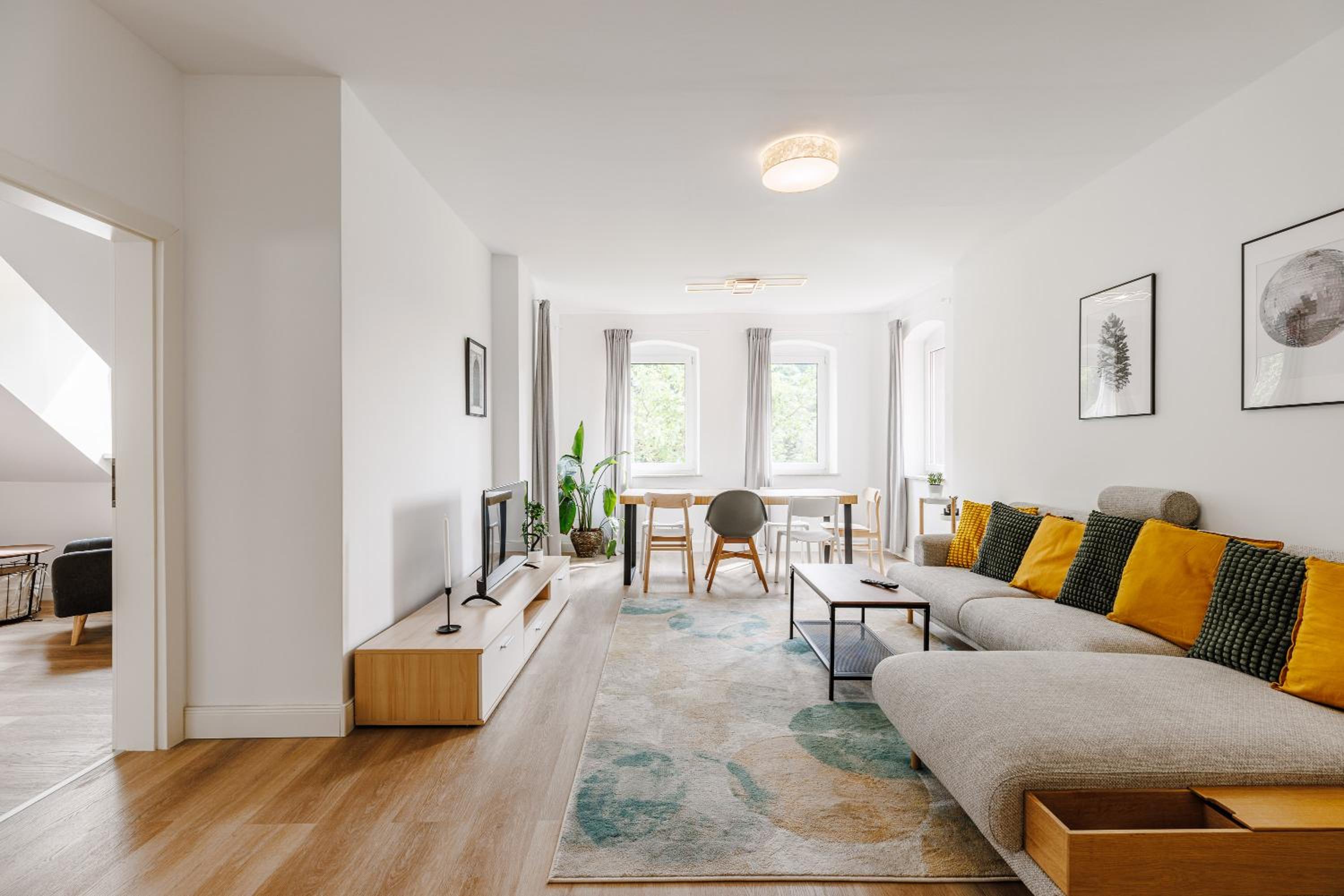 Penthouse Apartment - Photo 32