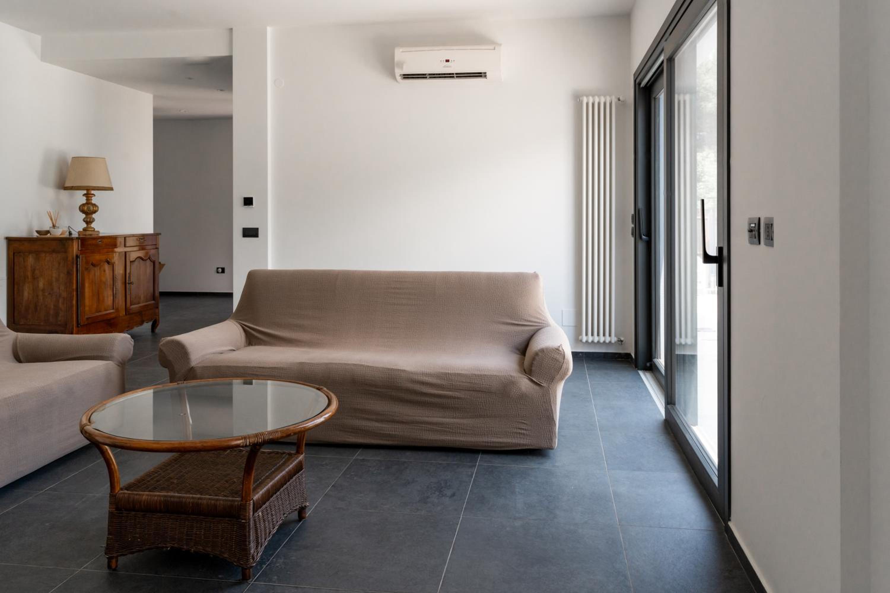 Three-Bedroom Villa photo 1