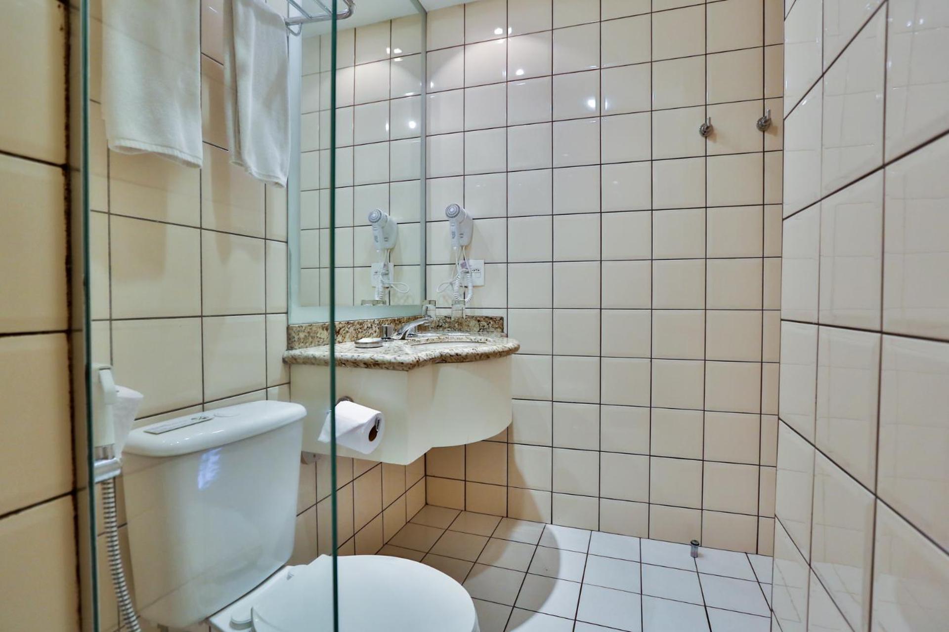 Superior King Suite - Photo 4