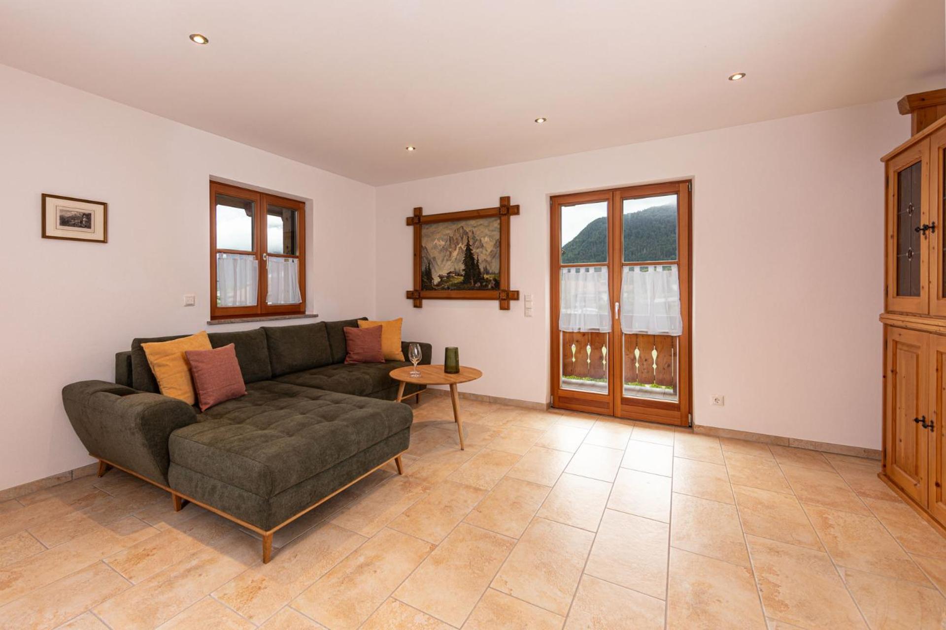 Apartment with Mountain View photo 1