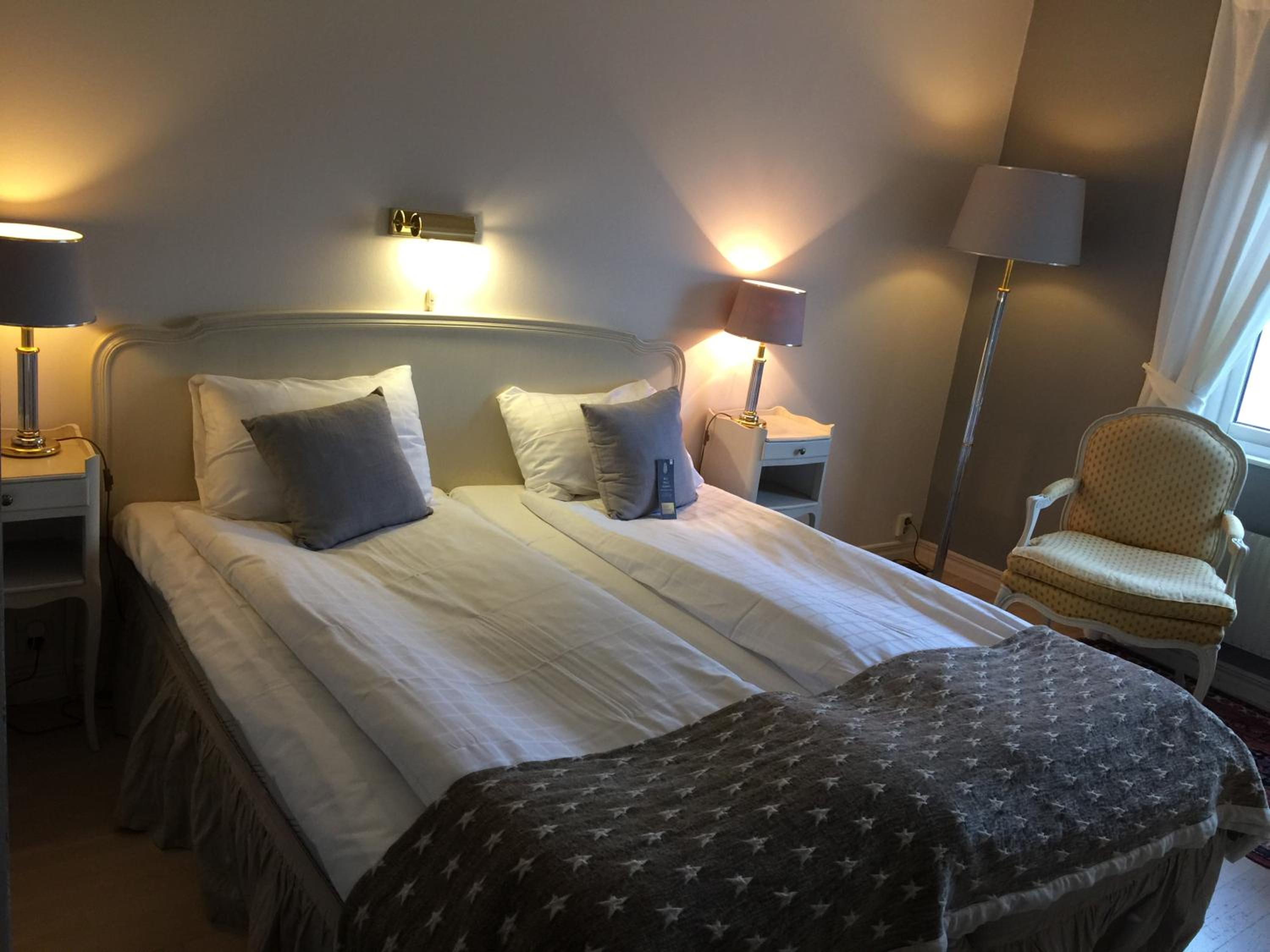 Standard Double or Twin Room - Photo 4