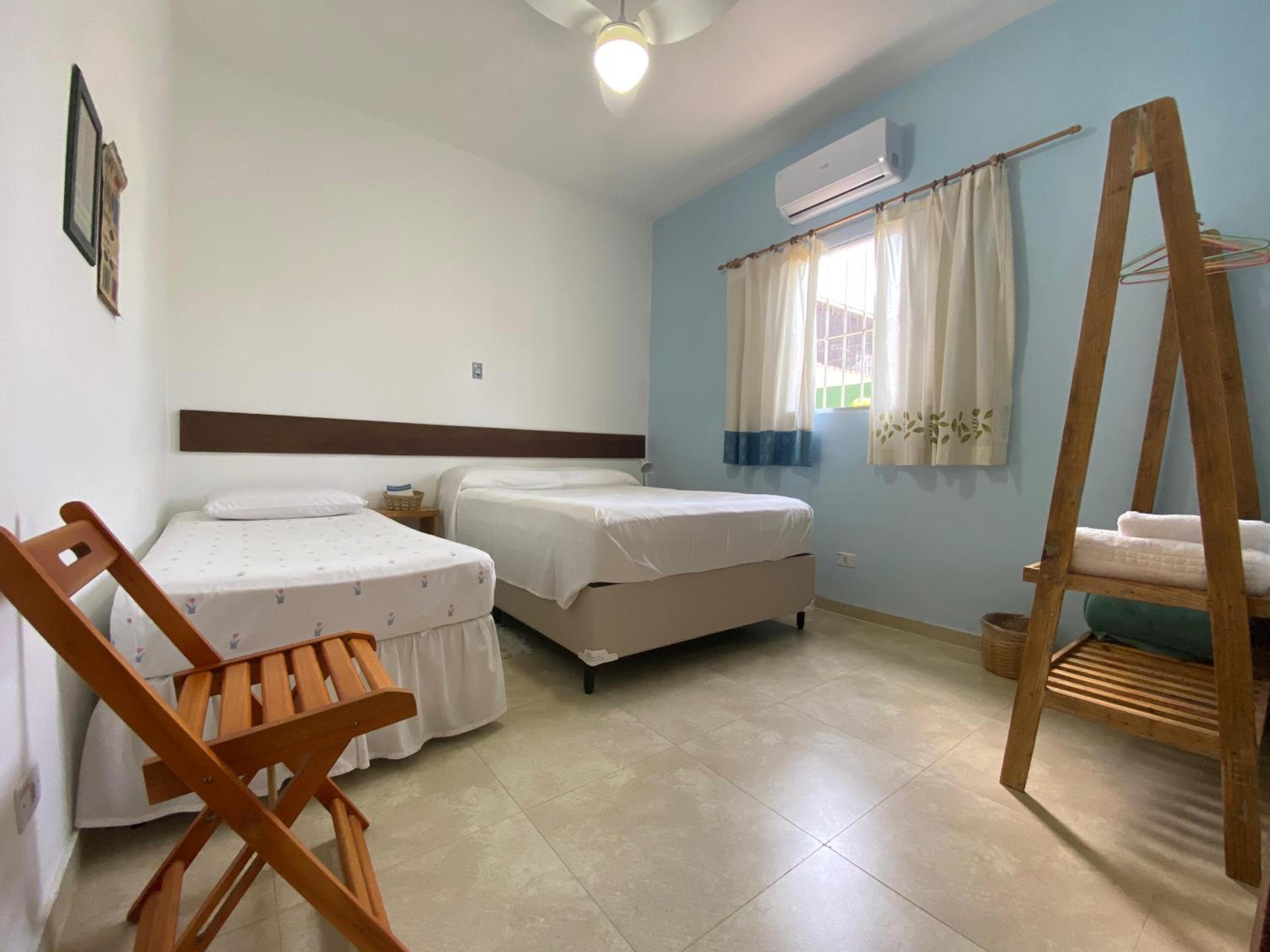 Triple Room with Private Bathroom - Photo 1