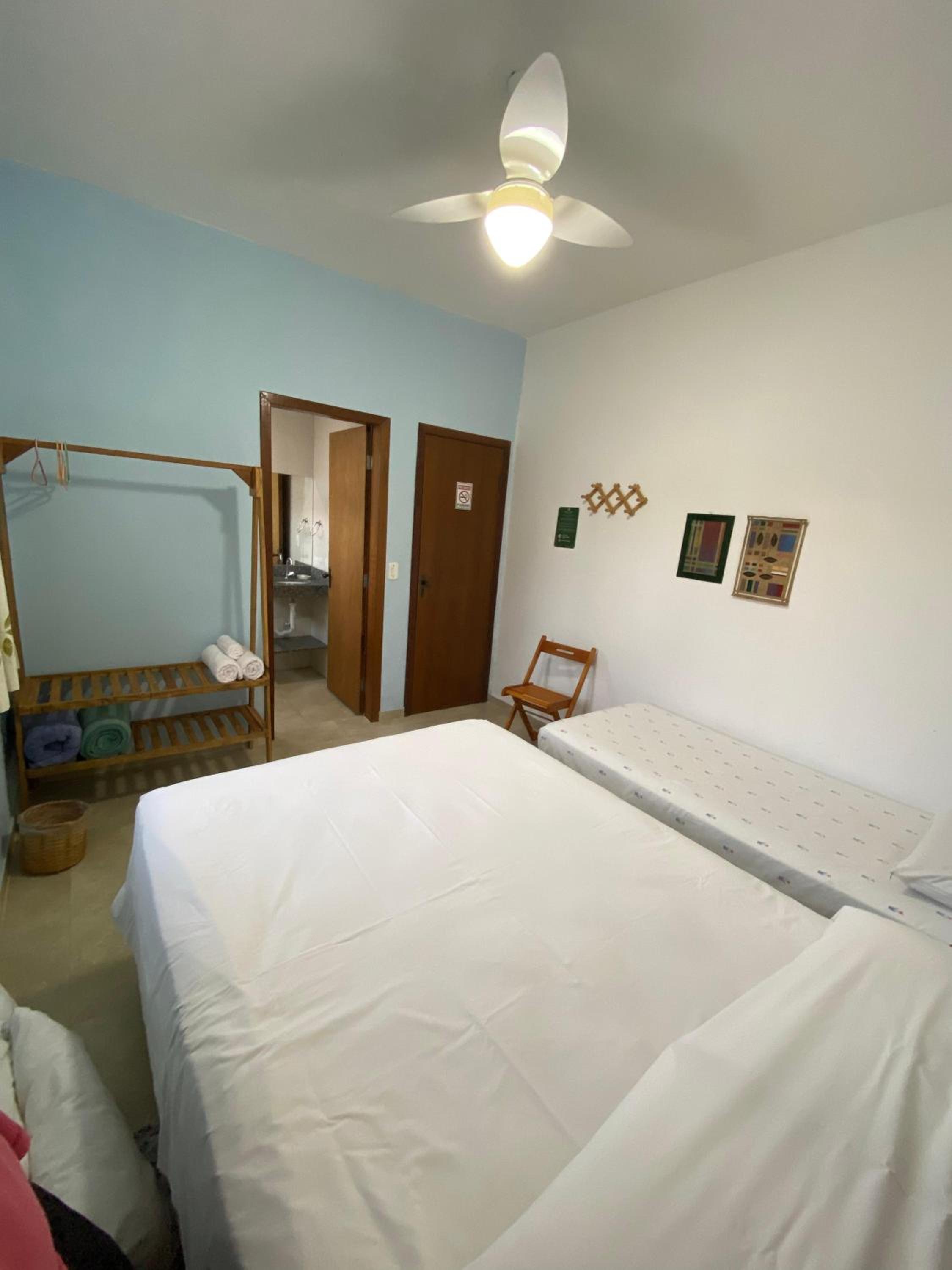 Triple Room with Private Bathroom - Photo 3