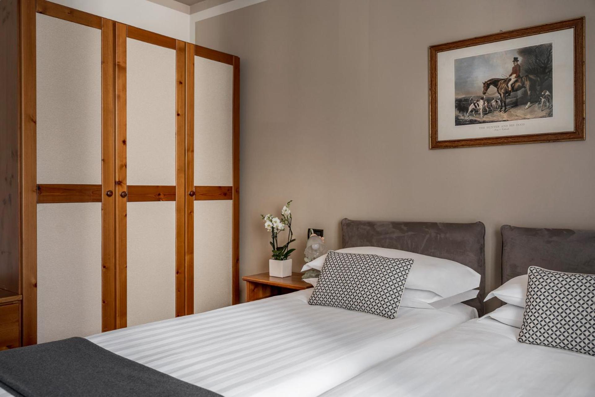 Double Room - Photo 3