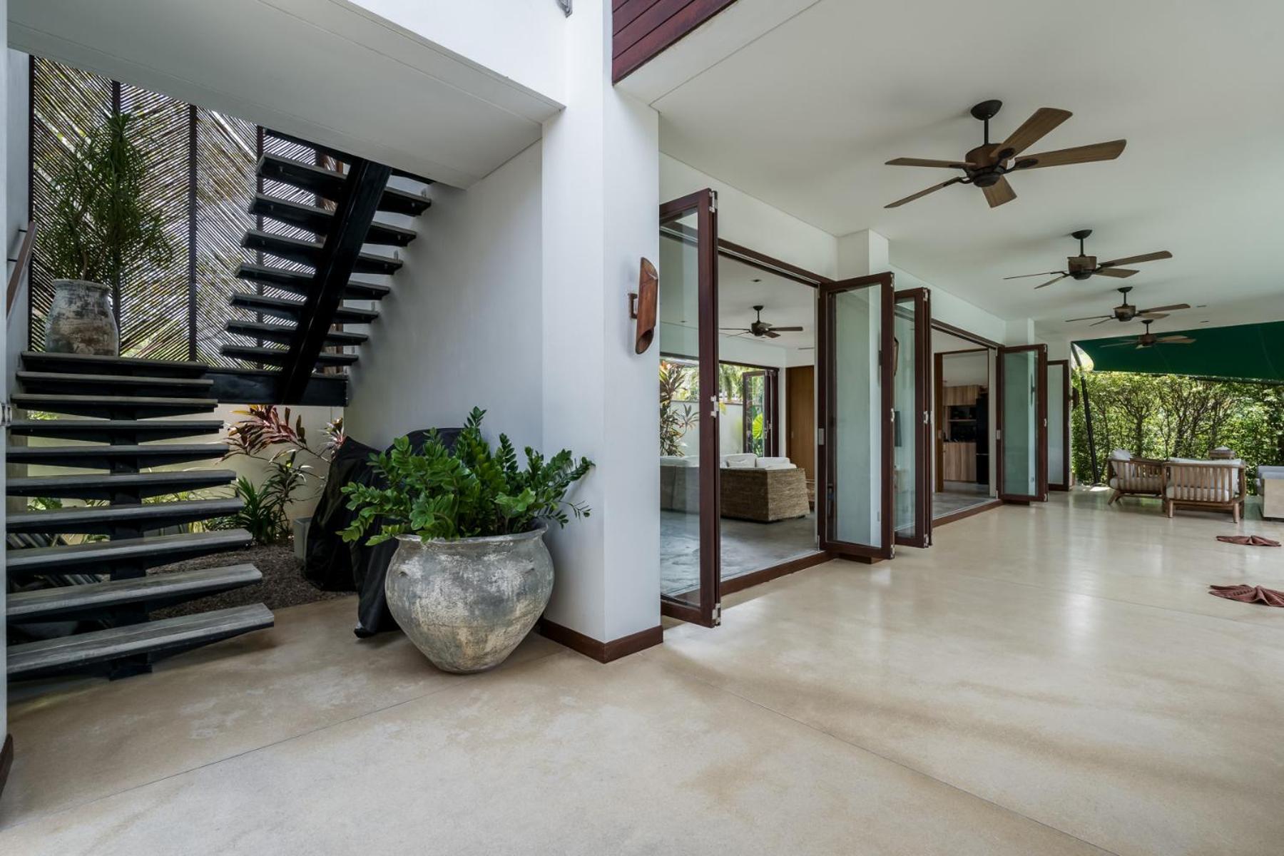 Villa with Sea View