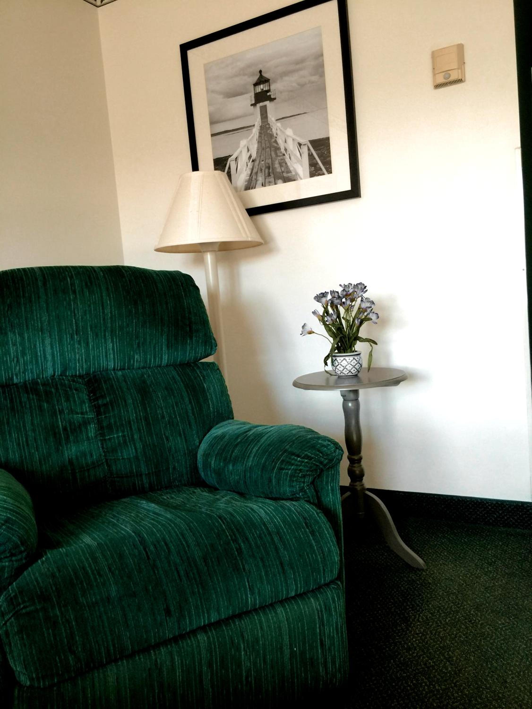 King Room - Second Floor, photo 7