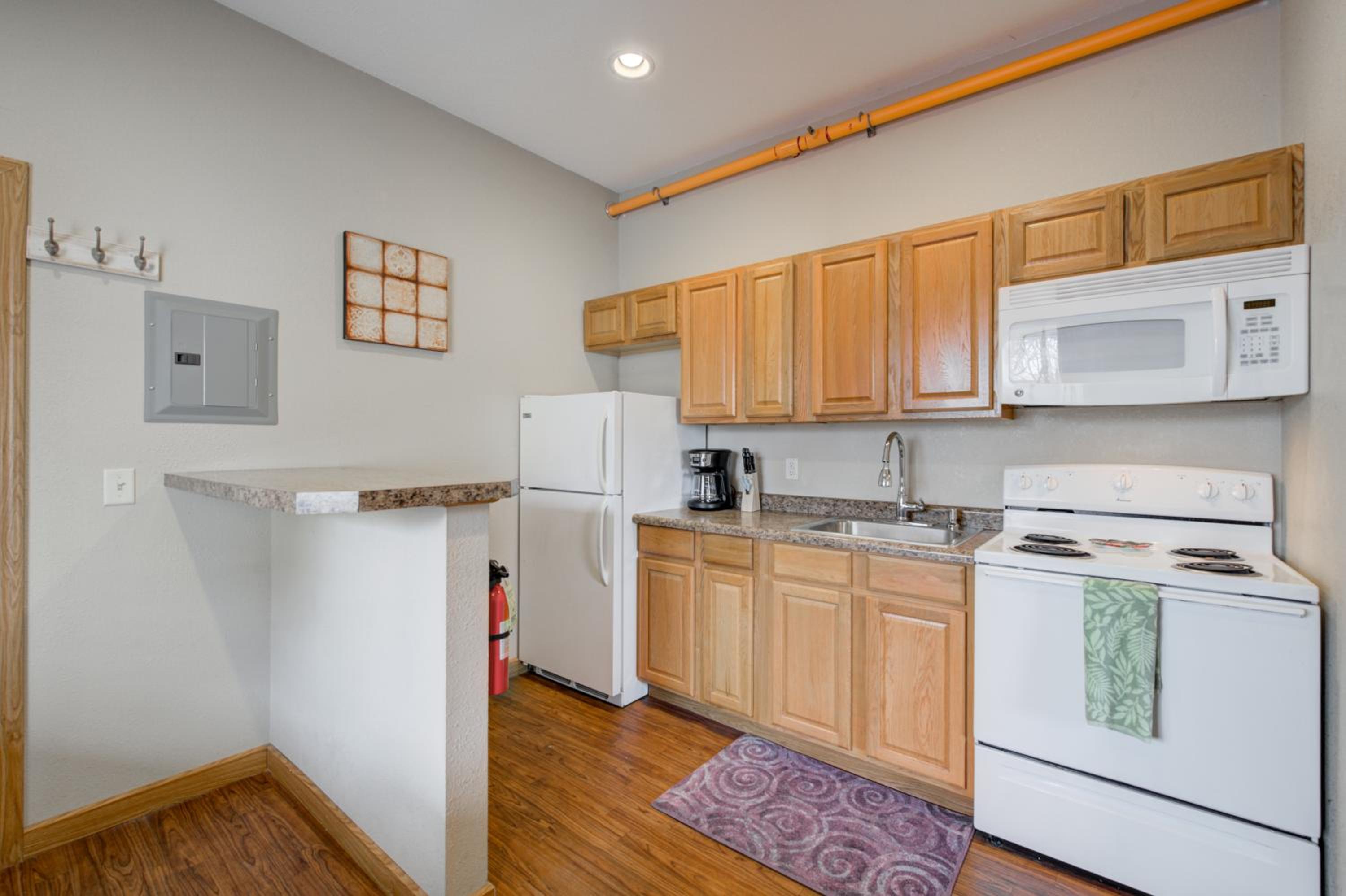 Apartment photo 2
