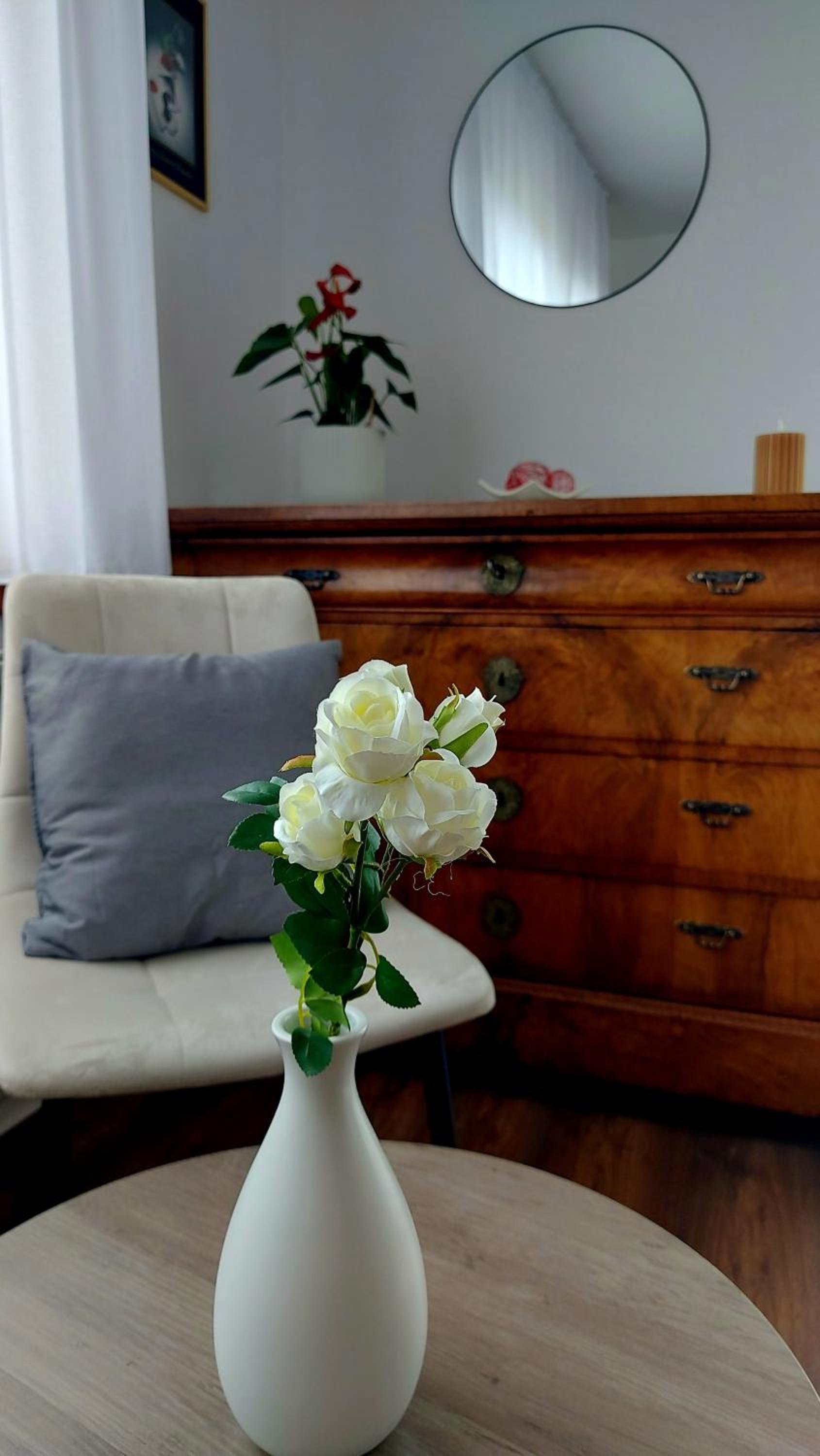 Three-Bedroom House photo 2