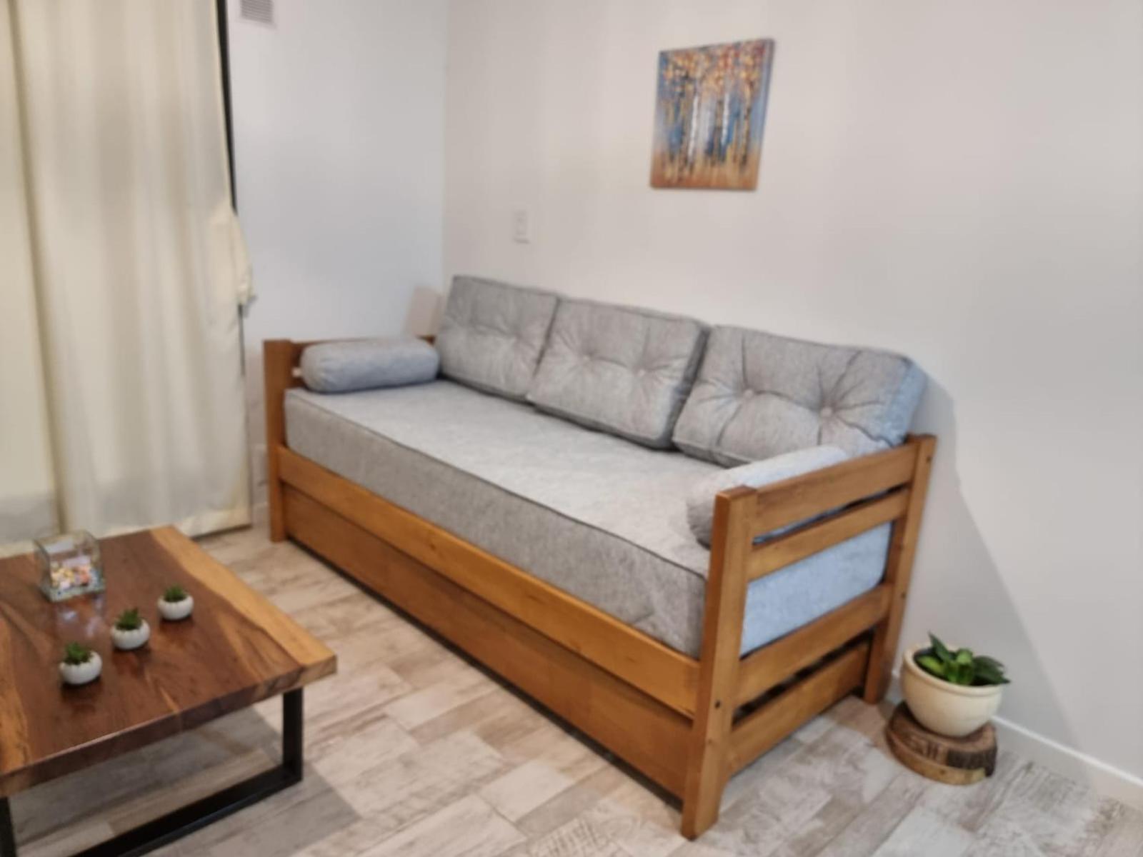 One-Bedroom Apartment photo 3