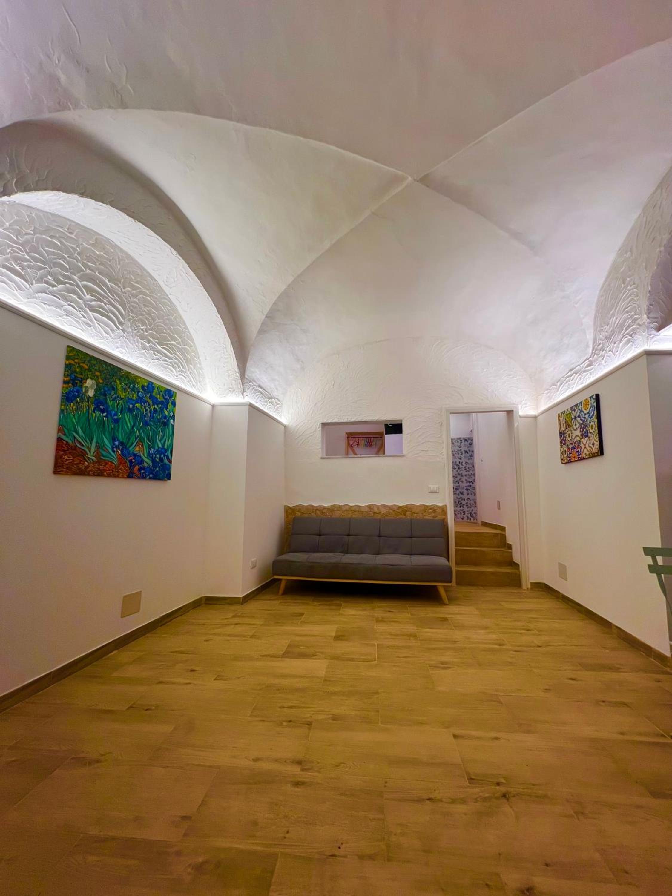 One-Bedroom House