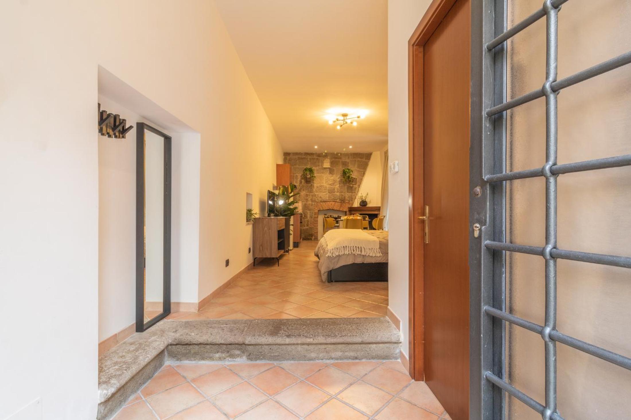 One-Bedroom House photo 1