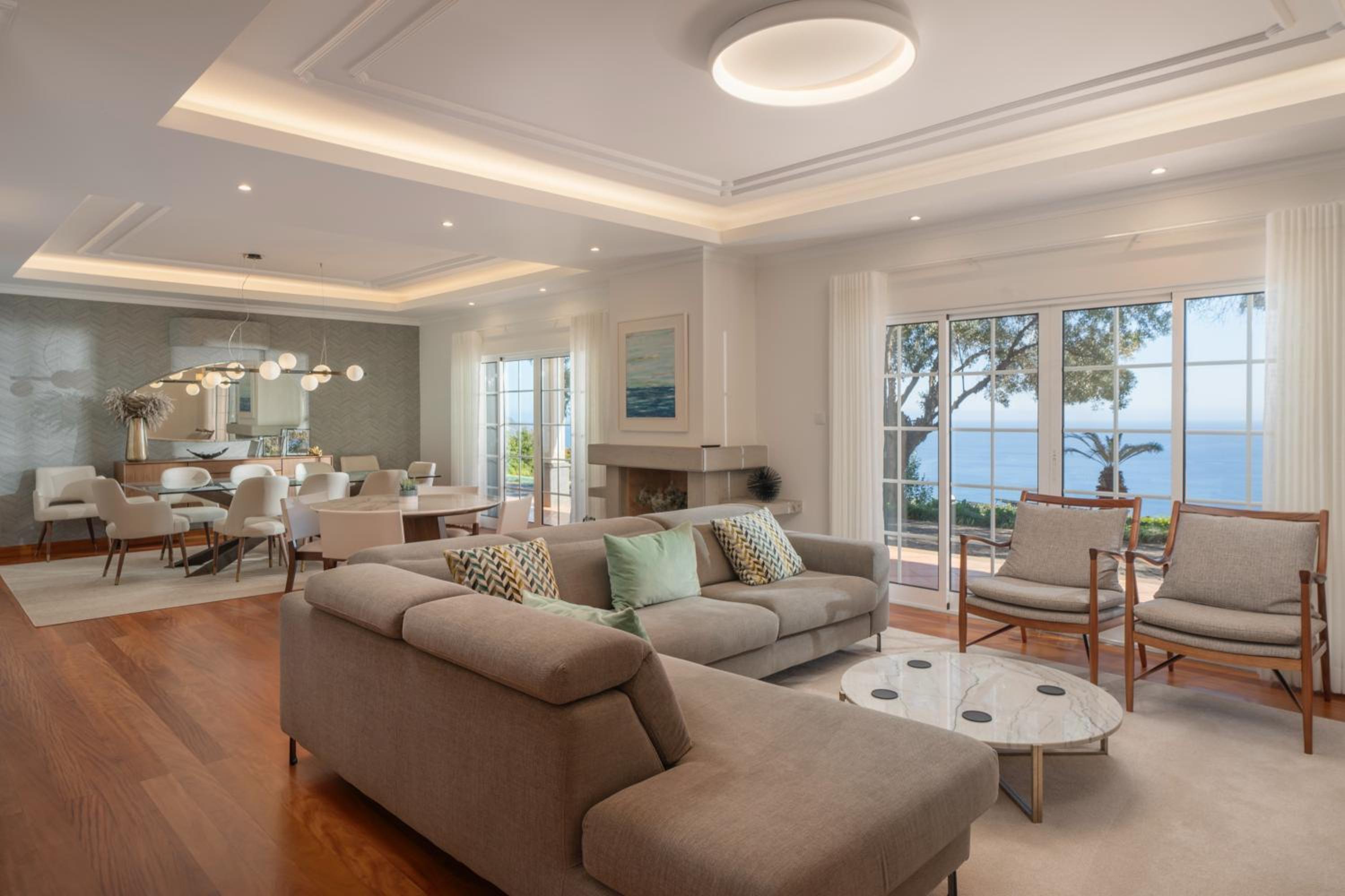 Four-Bedroom Villa photo 1