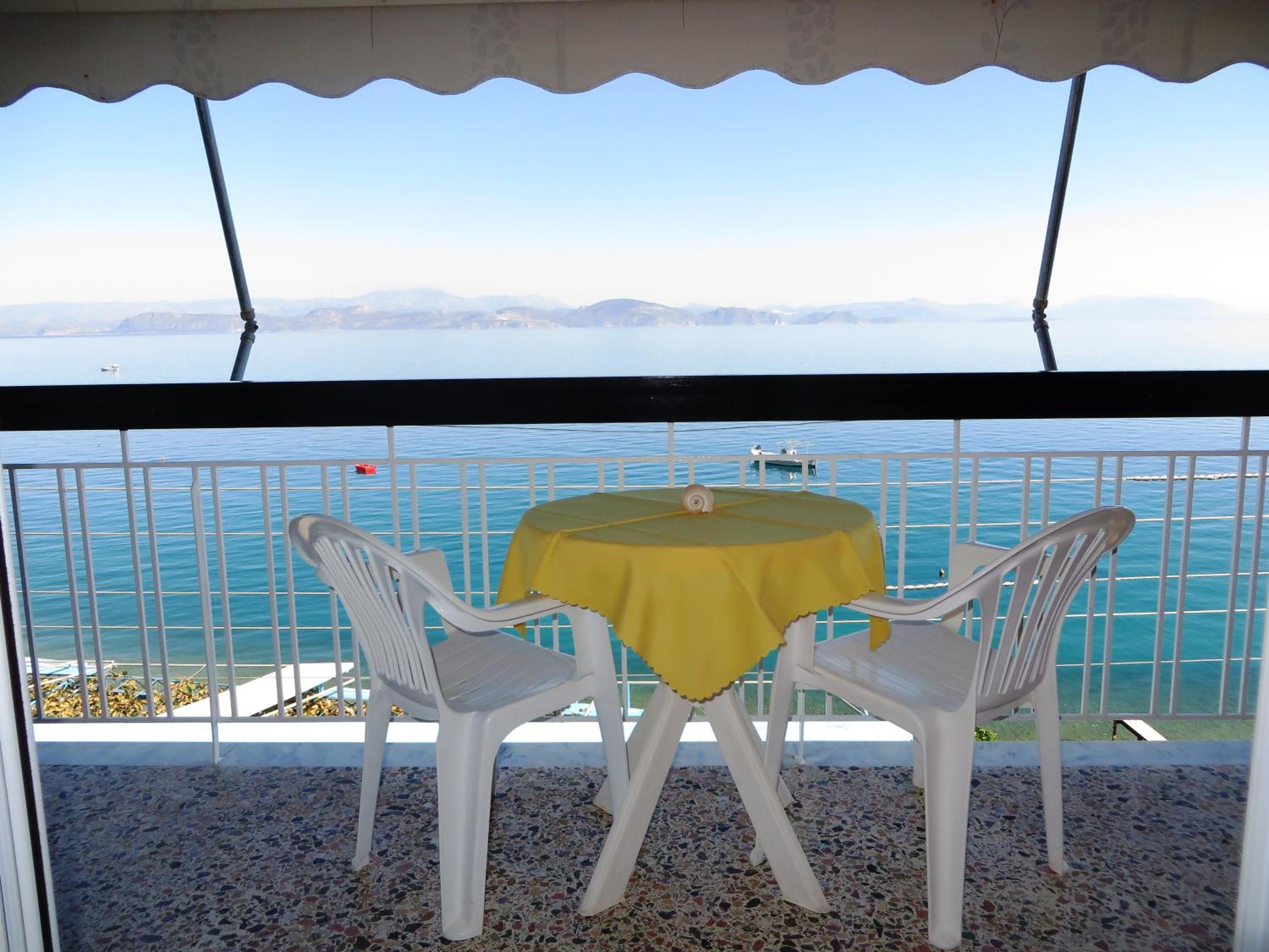 Standard Twin Room with Sea View photo 3