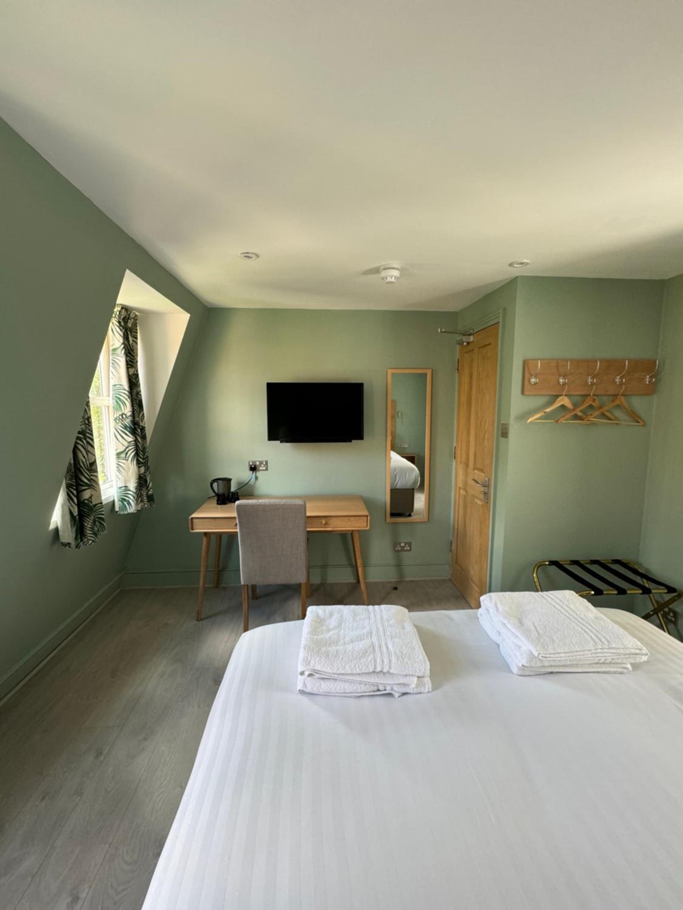 Deluxe Double Room photo 3
