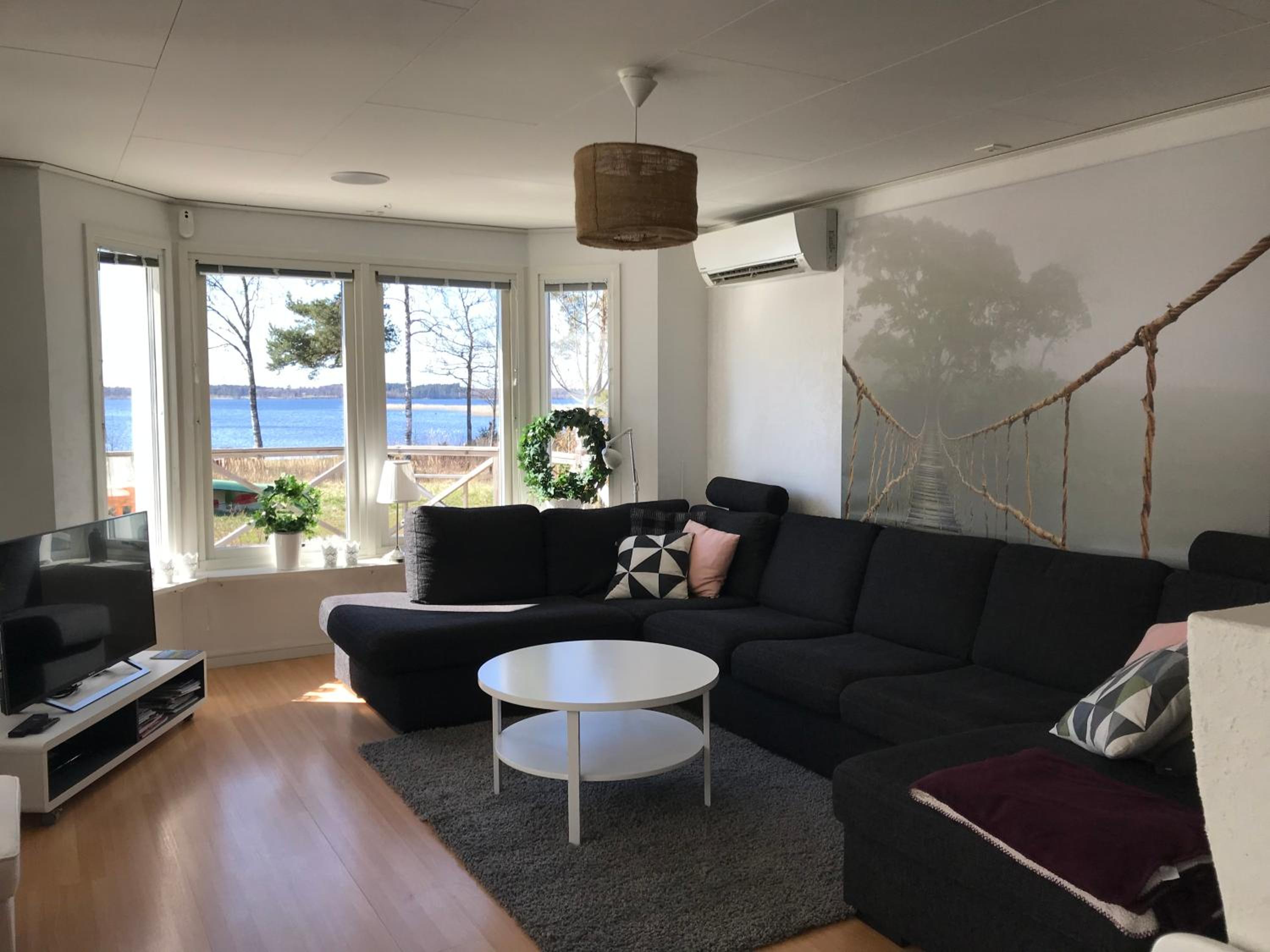 Three-Bedroom Vacation Home  photo 3