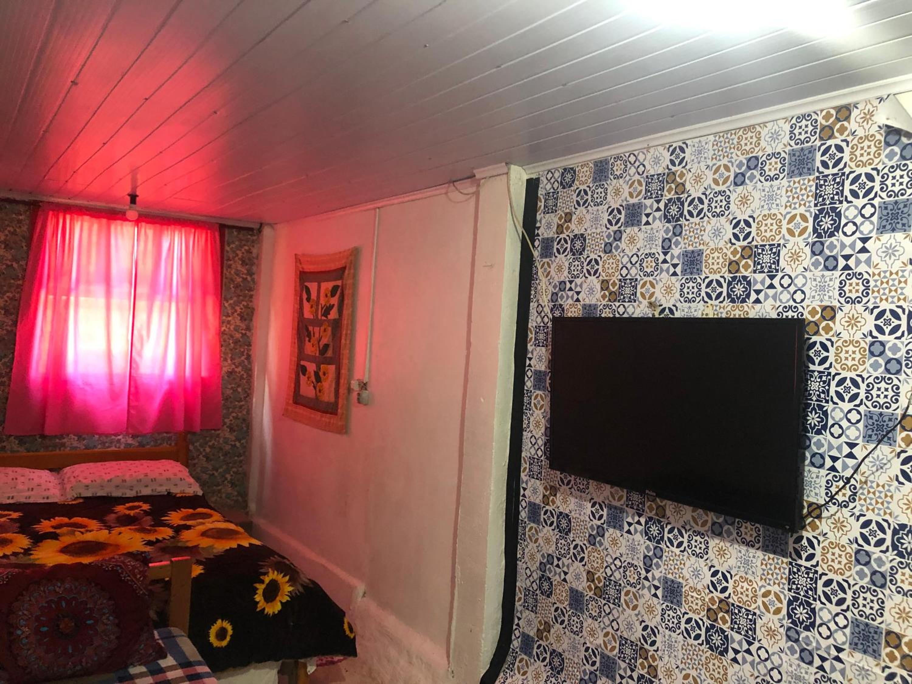 Triple Room With Private Bathroom photo 1