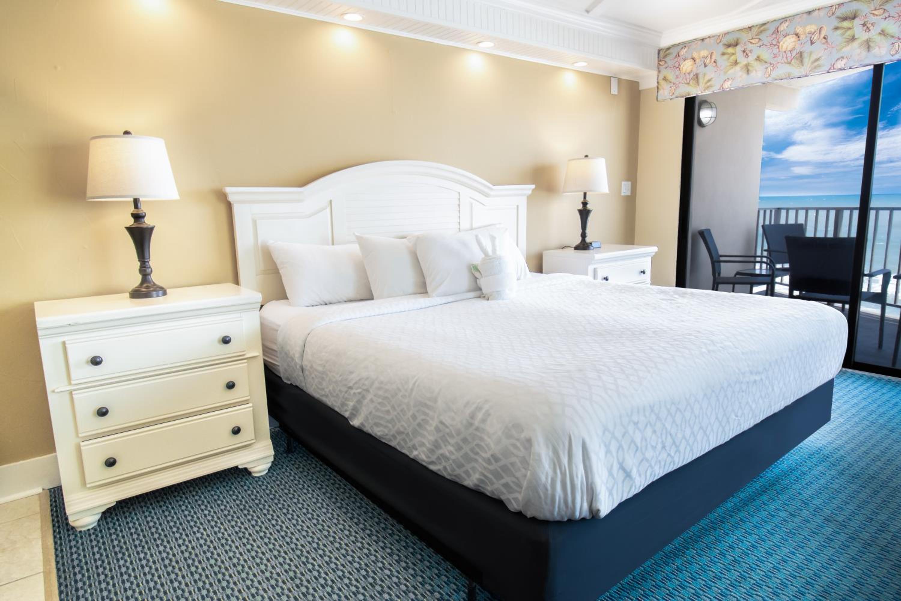 Oceanfront Tower Deluxe King Room