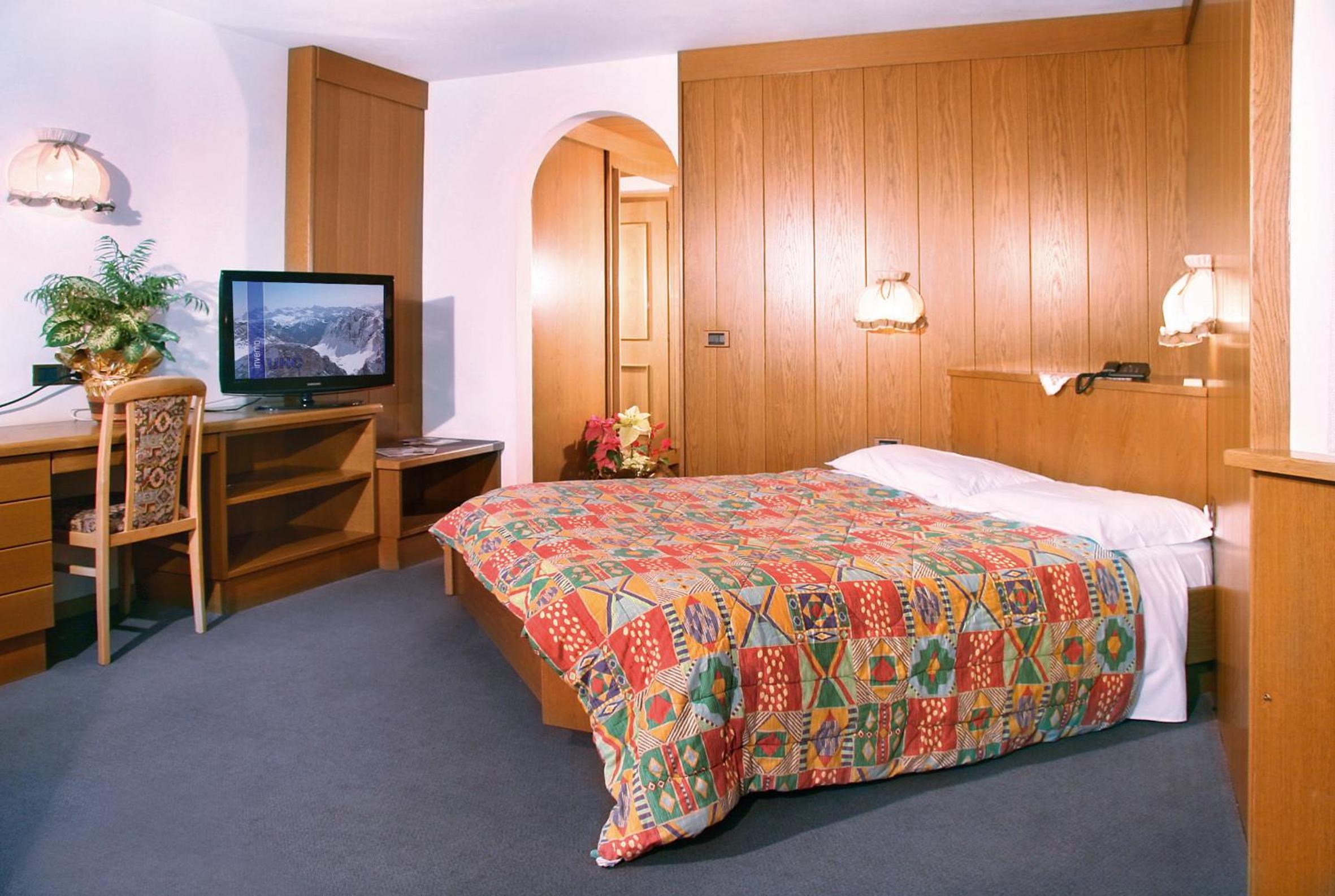 Economy Twin Room
