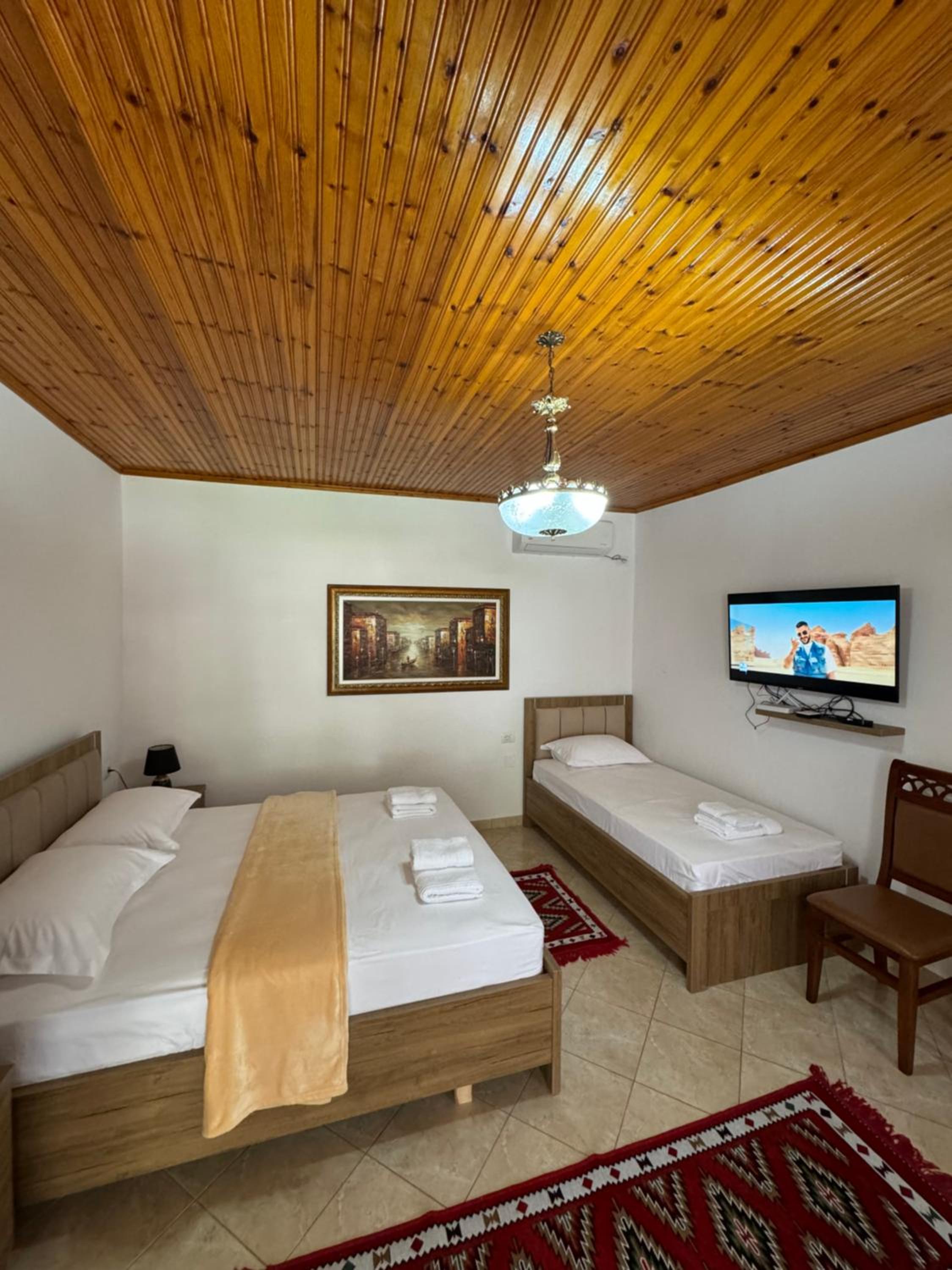 Quadruple Room with Private Bathroom