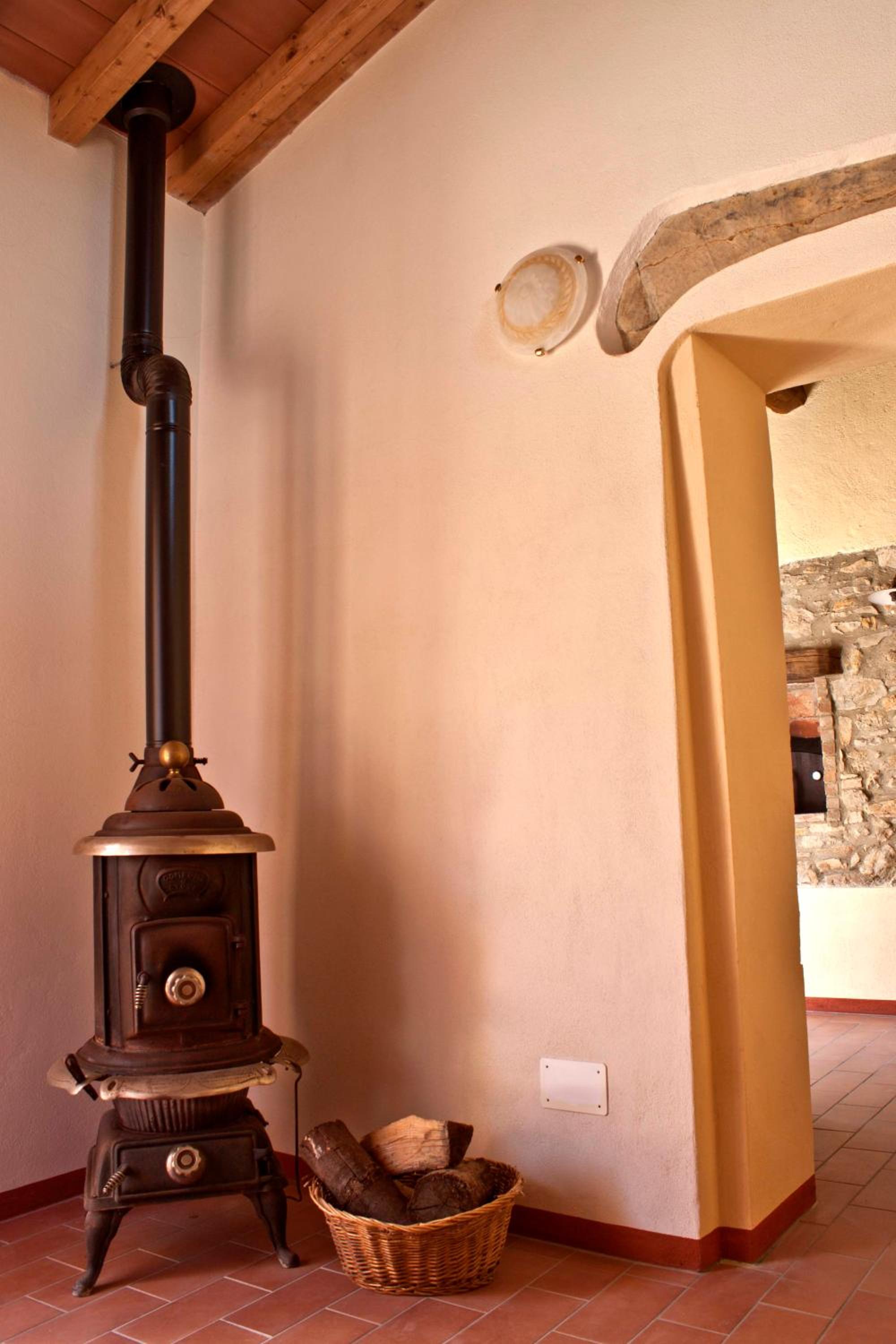 Two-Bedroom Apartment - Photo 3
