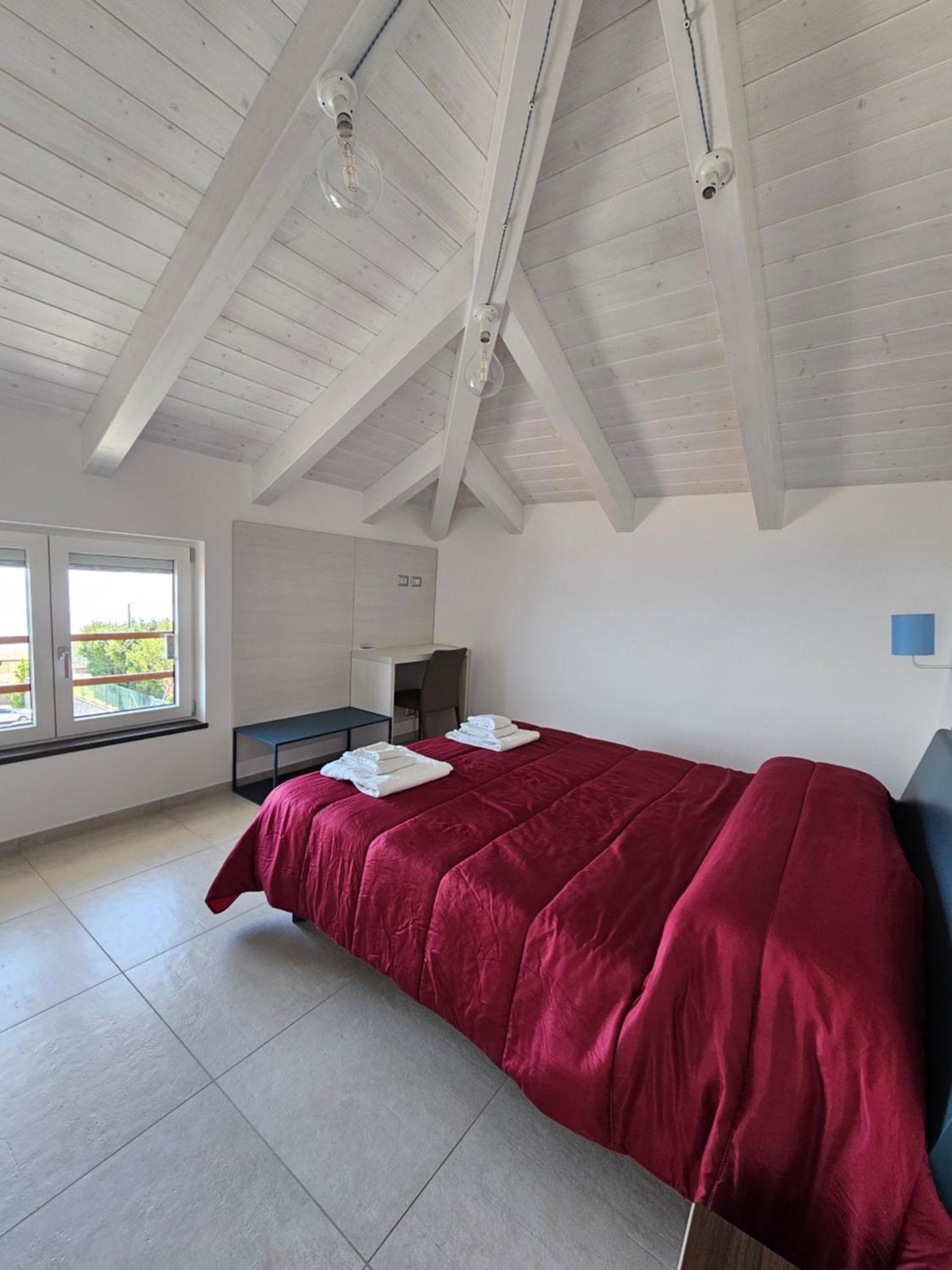 One-Bedroom Apartment - Photo 18