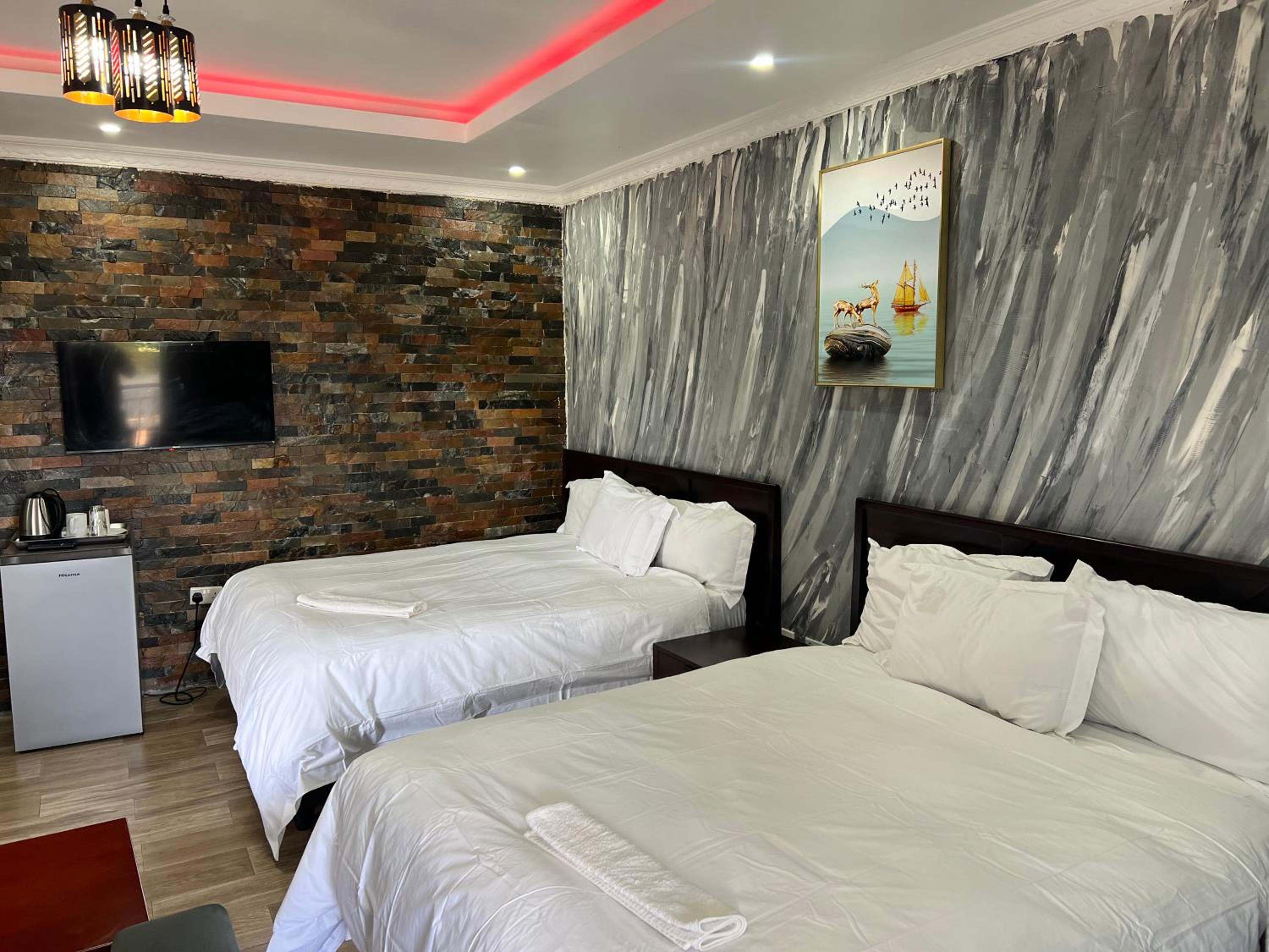Double or Twin Room photo 2