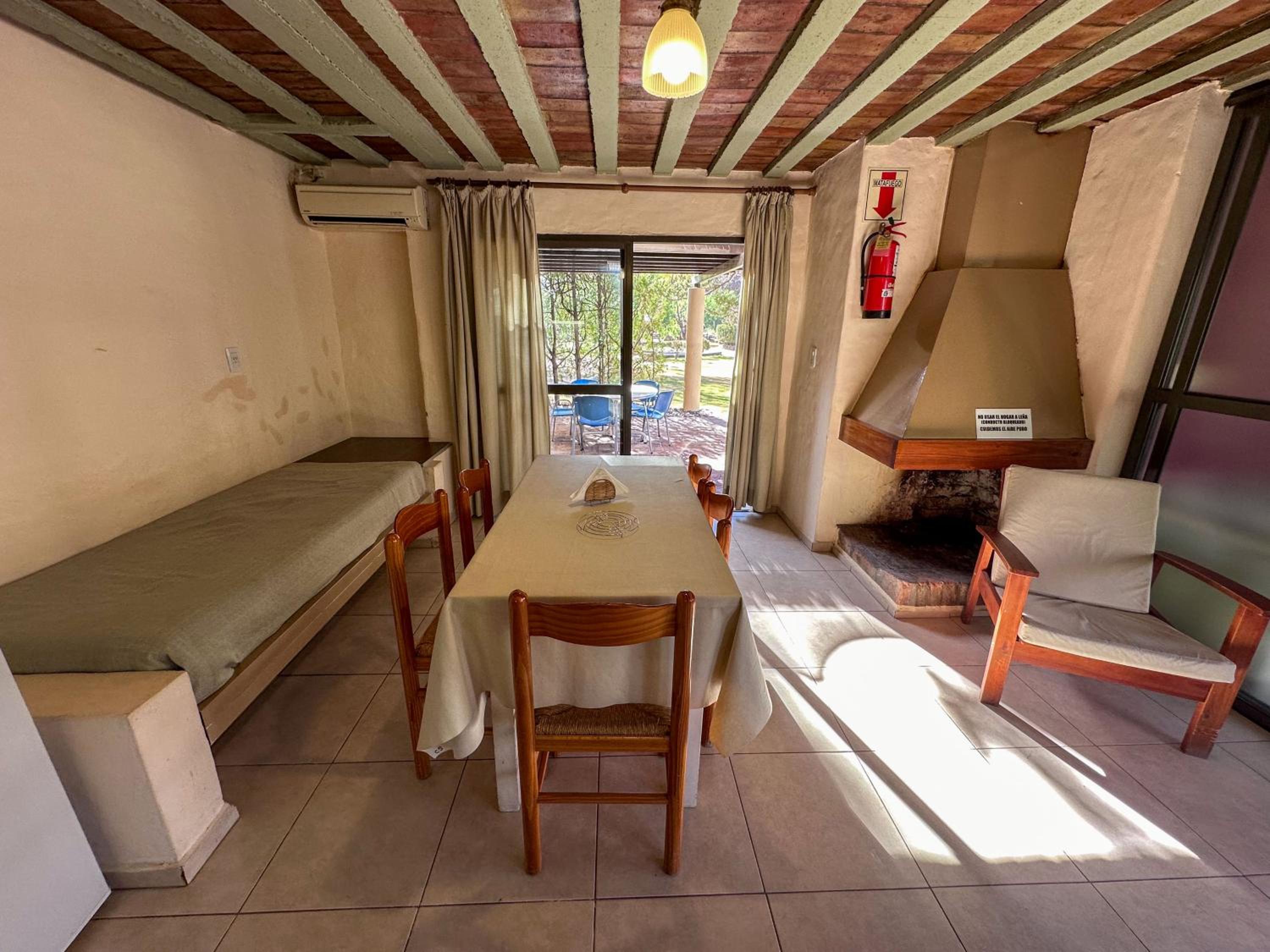 Family Bungalow photo 2