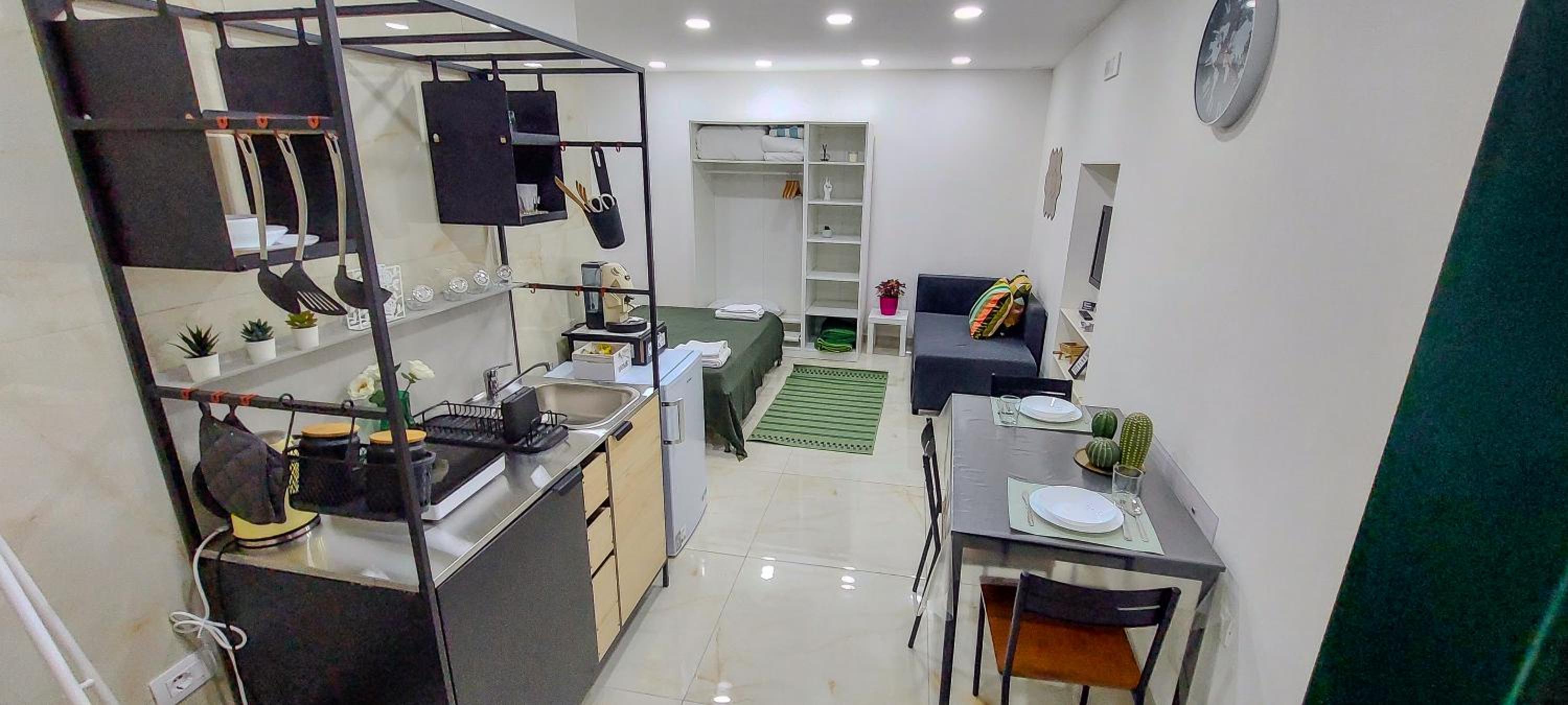 One-Bedroom Apartment