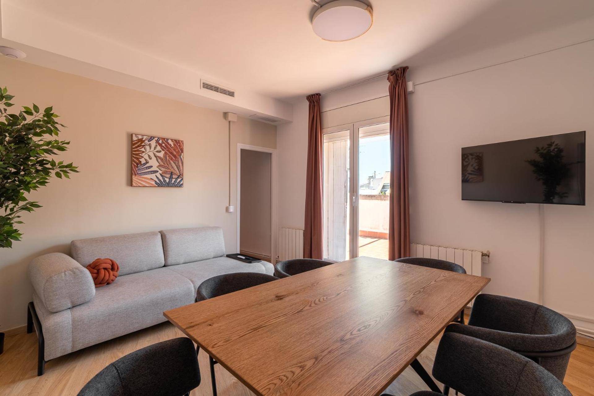 Apartamento de Cuatro Habitaciones